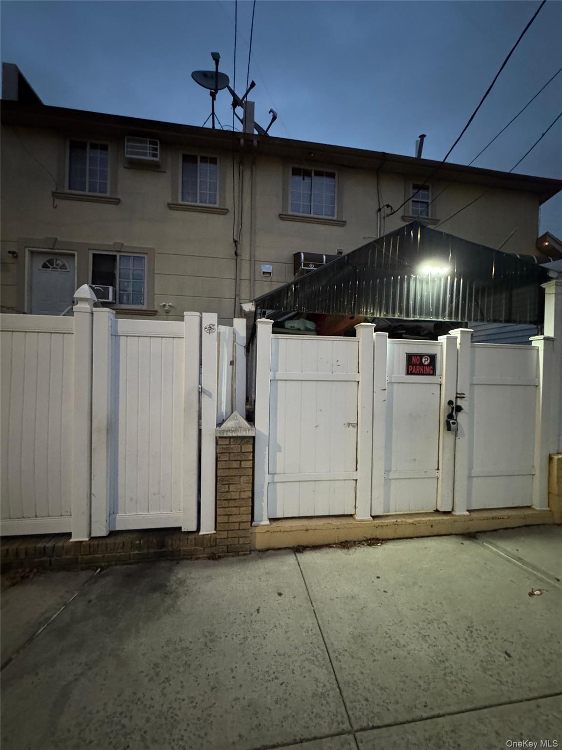 #3 photo, 11516 Guy R Brewer Boulevard, Jamaica , NY 11434