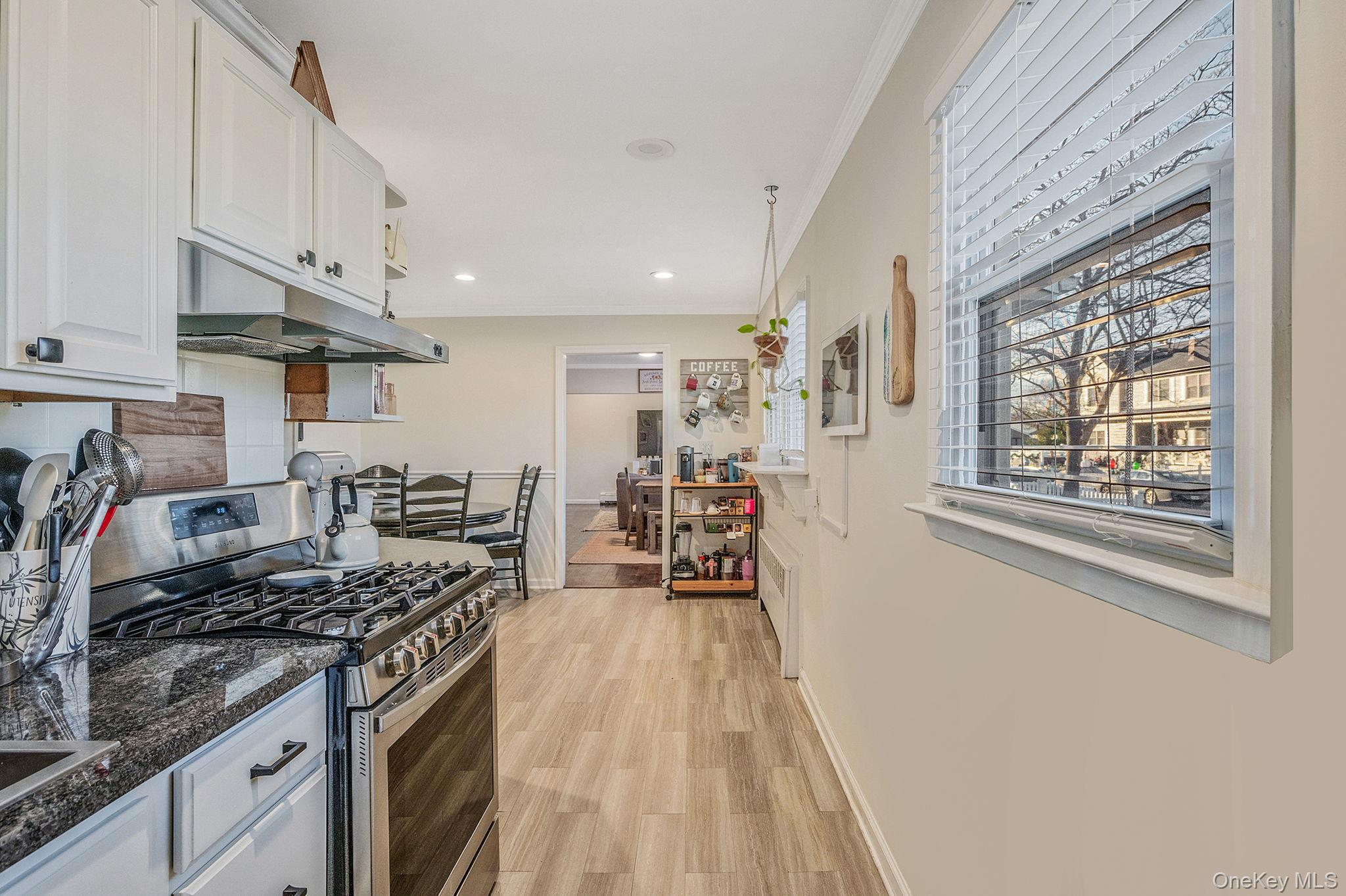 #16 photo, 792 Frankford Road, West Babylon , NY 11704