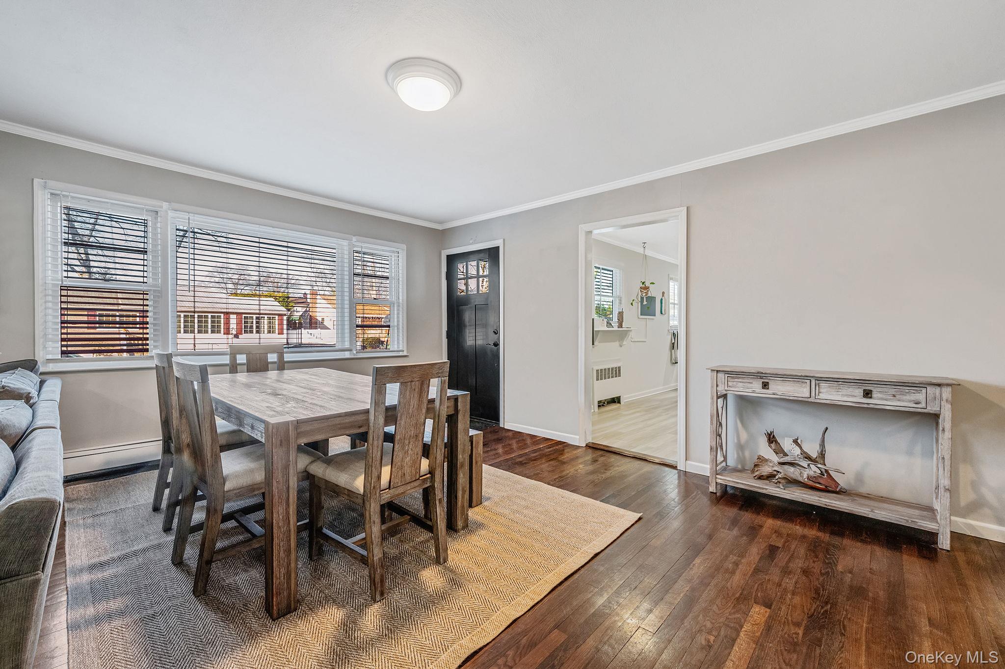 #4 photo, 792 Frankford Road, West Babylon , NY 11704