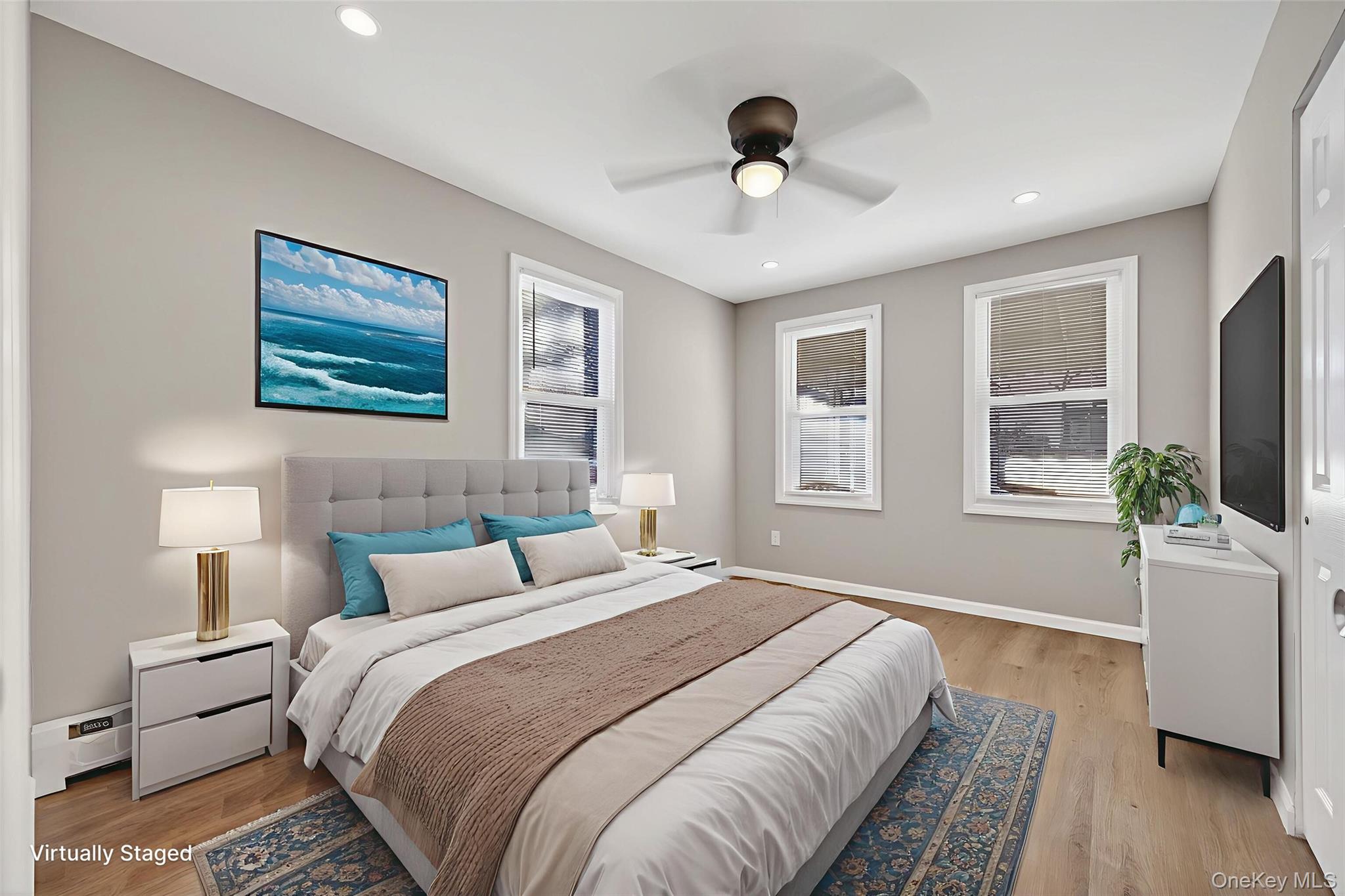 #9 photo, 79 5th Avenue, Westbury , NY 11590