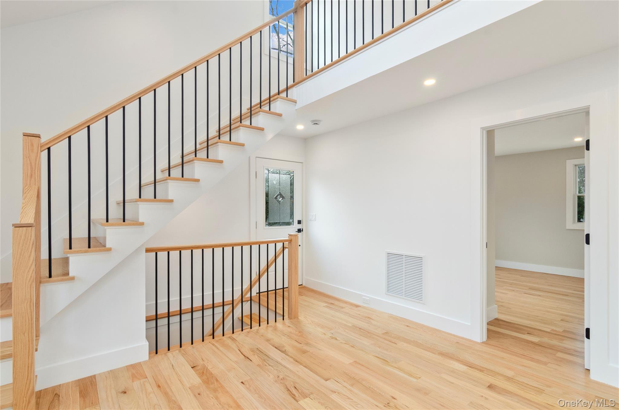 #11 photo, 1 Lynnwood Court, מחוז סאפוק Hampton Bays , NY 11946