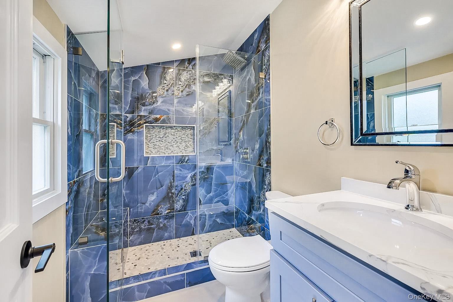 #20 photo, 1 Lynnwood Court, מחוז סאפוק Hampton Bays , NY 11946