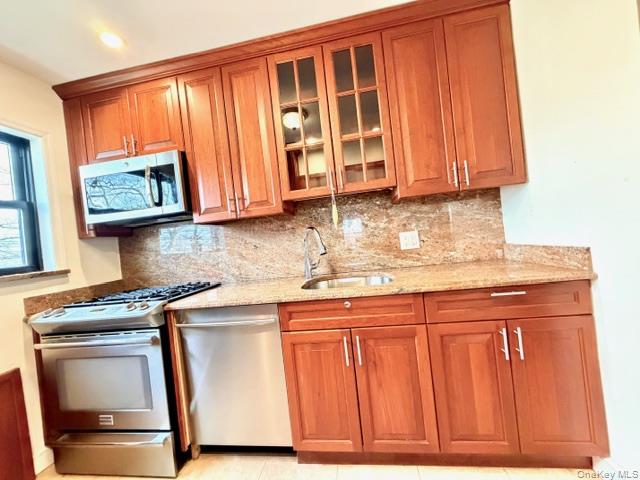 #10 photo, 218-02 73rd Avenue, Bayside , NY 11364