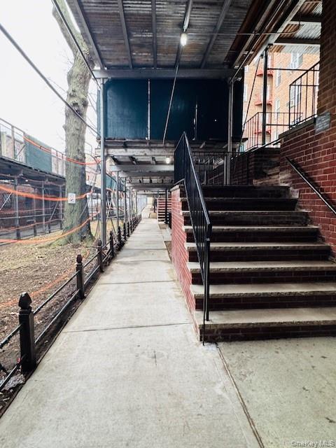 #12 photo, 65-45 Yellowstone Boulevard, Forest Hills , NY 11375