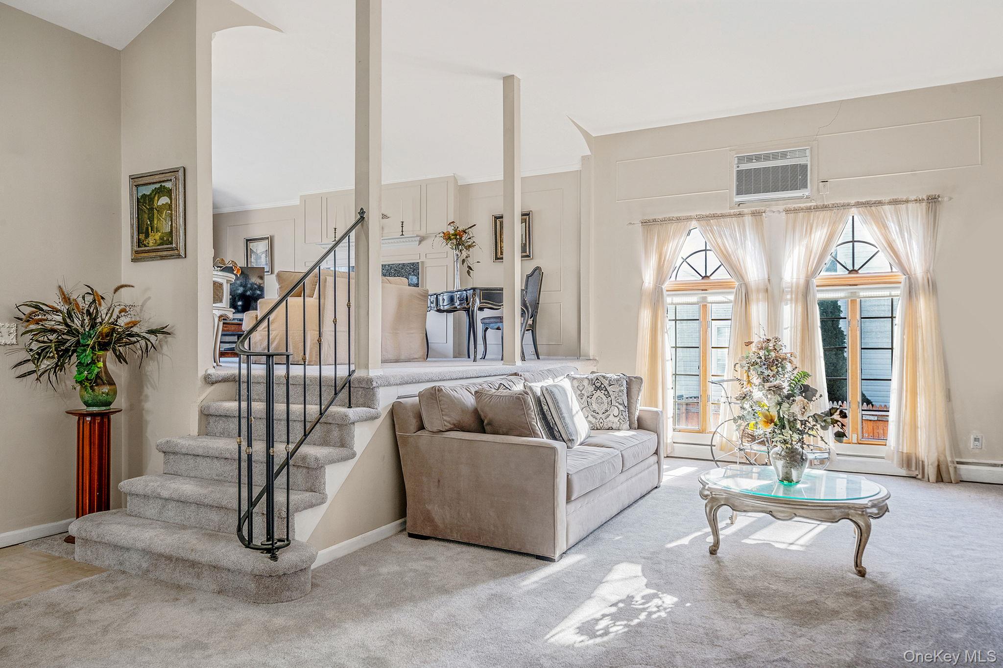 #10 photo, 18 Amapola Lane, Kings Park , NY 11754