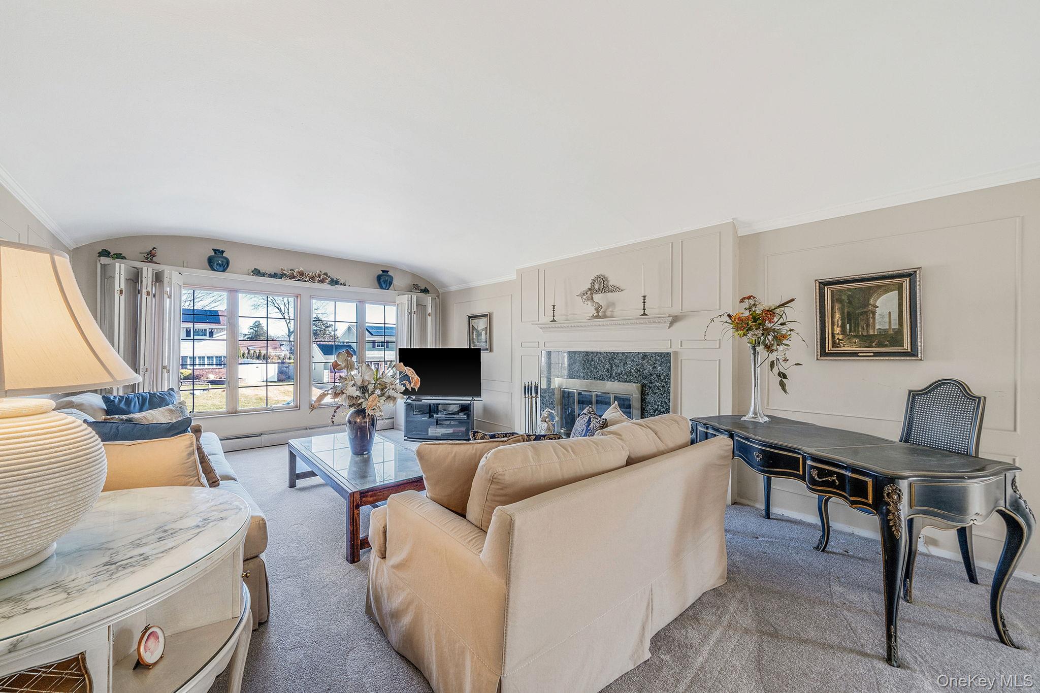 #17 photo, 18 Amapola Lane, Kings Park , NY 11754