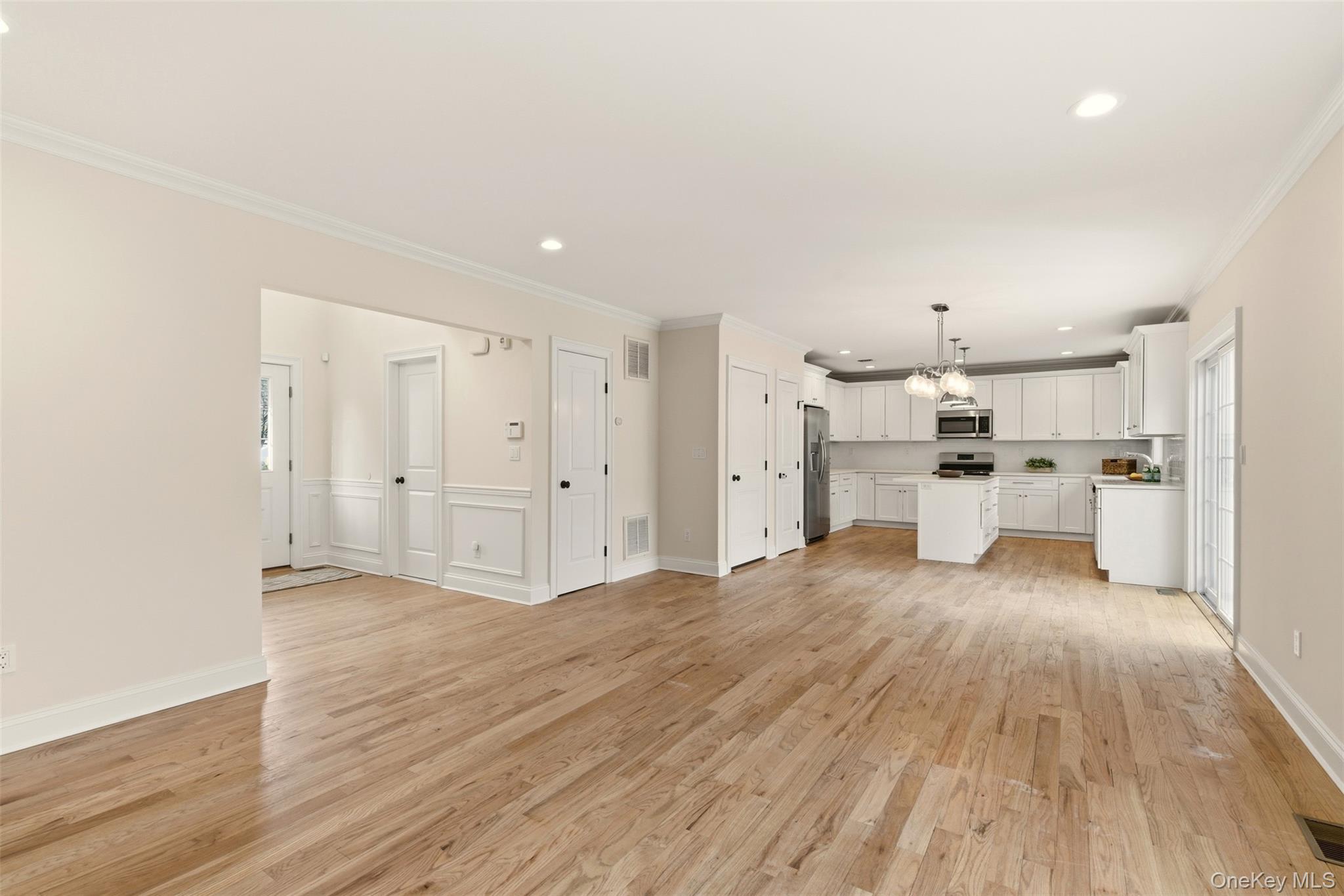 #10 photo, 16 Soundview Road, מחוז סאפוק Huntington , NY 11743