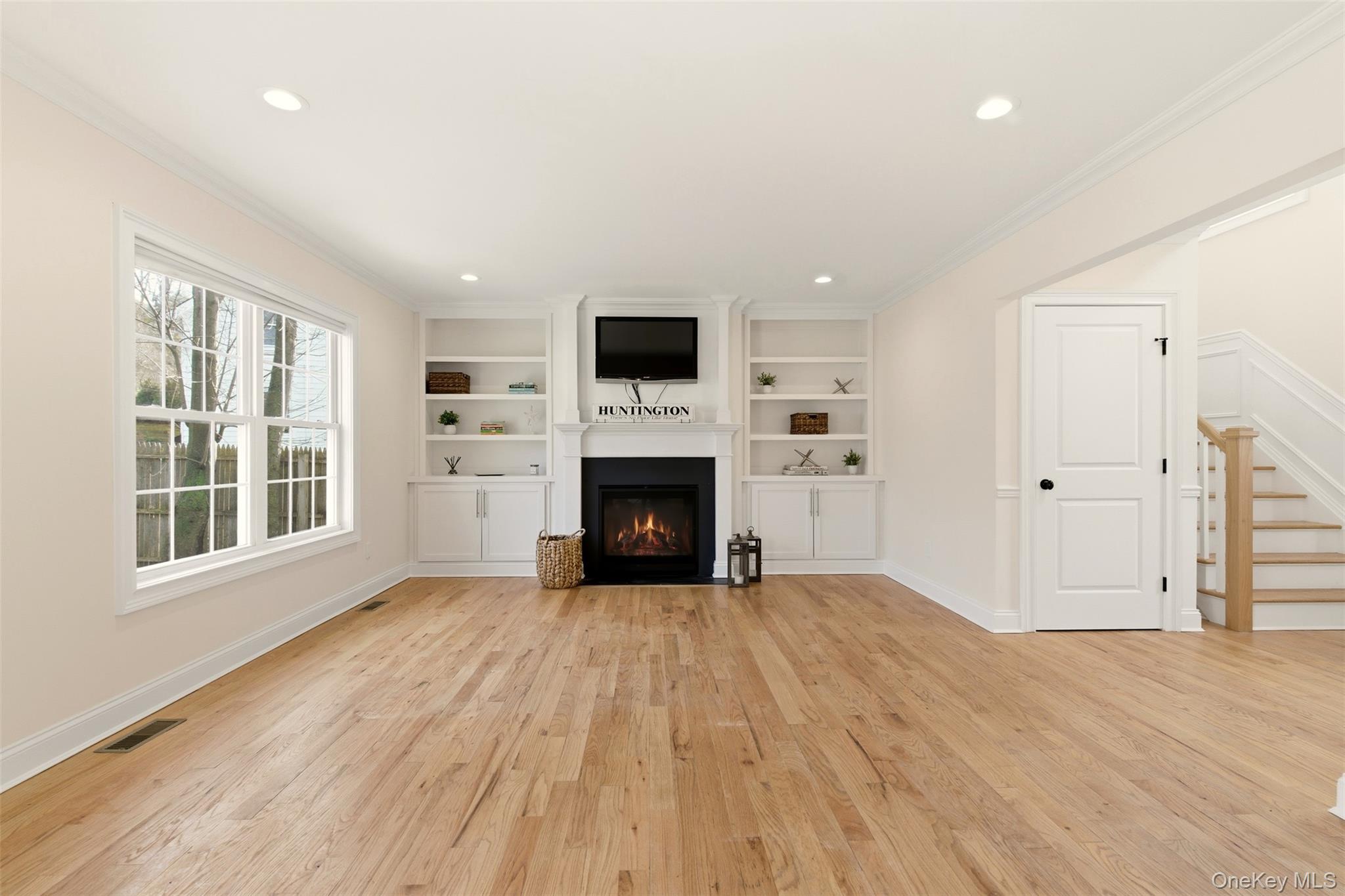 #9 photo, 16 Soundview Road, מחוז סאפוק Huntington , NY 11743