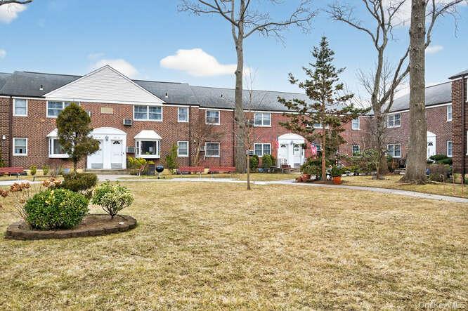 #19 photo, 252-23 63rd Avenue, קווינס Little Neck , NY 11362