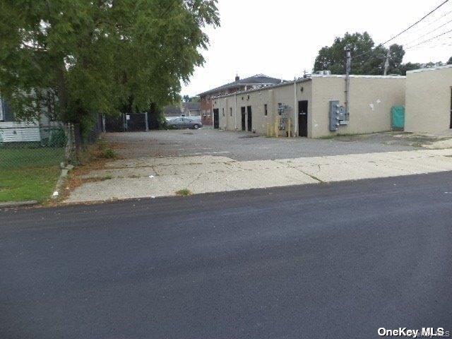 #6 photo, 183 Great East Neck Road, सफ़ोक काउंटी West Babylon , NY 11704