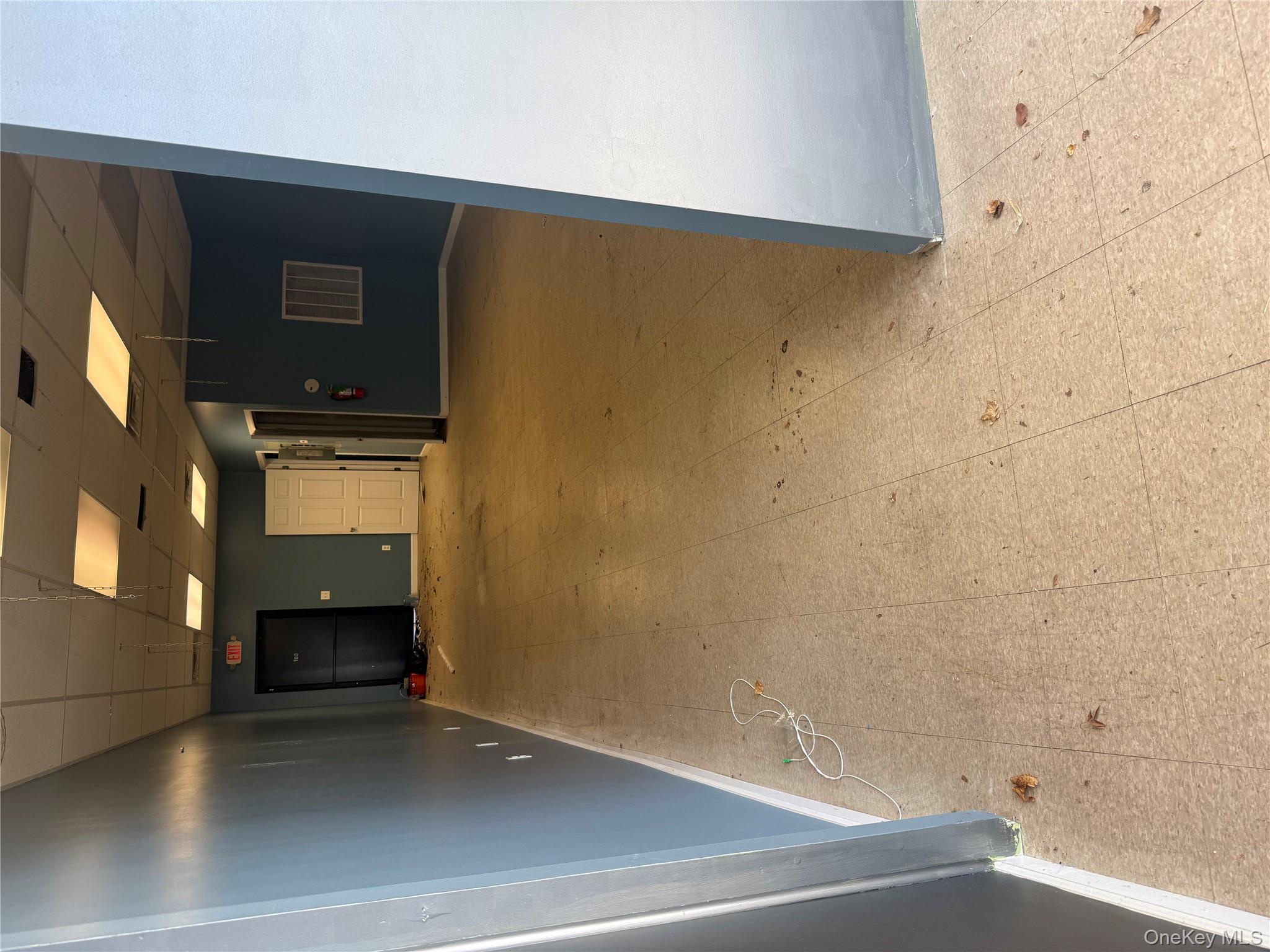 #7 photo, 183 Great East Neck Road, West Babylon , NY 11704