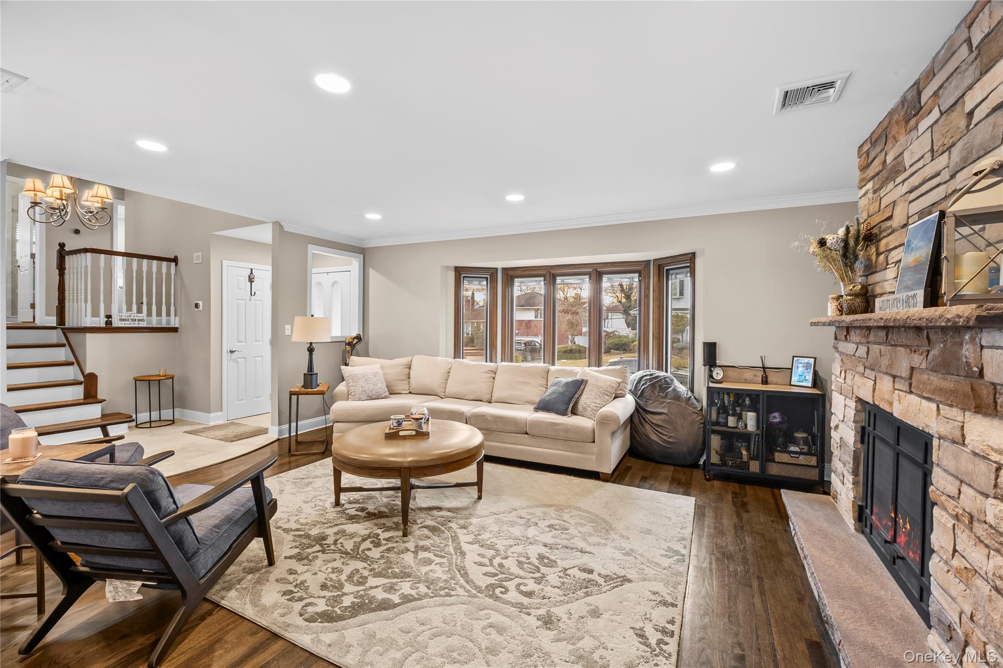 #7 photo, 26 Glenwood Road, 长岛 Plainview , NY 11803