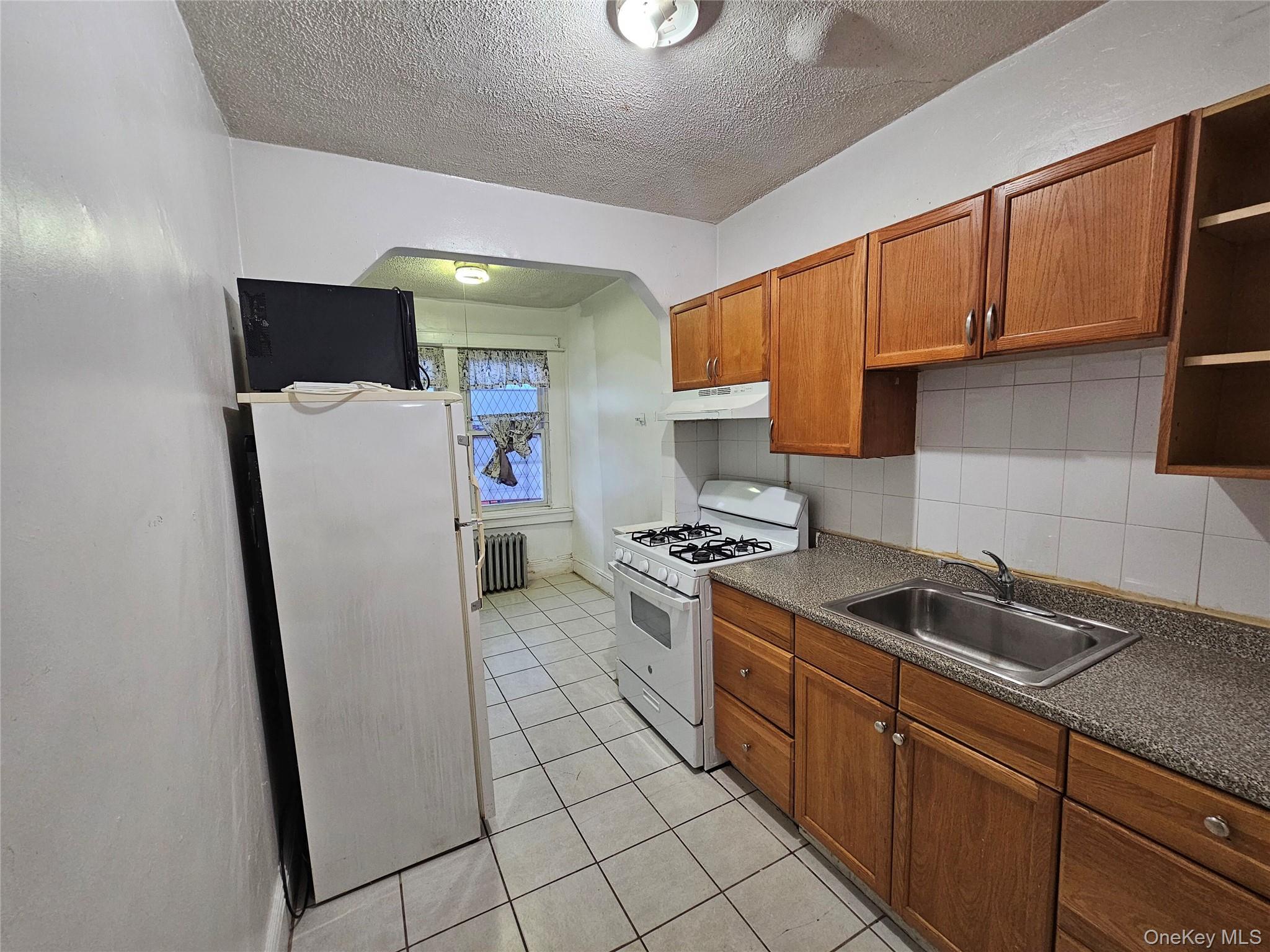 #4 photo, 177-19 Troutville Road, Jamaica , NY 11434