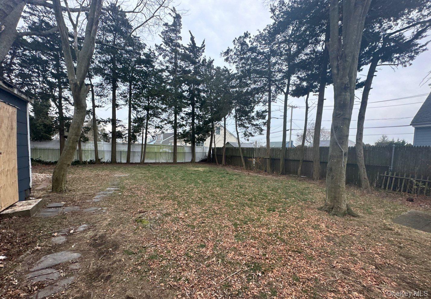 #10 photo, 104 Weeks Road, 롱 아일랜드 North Babylon , NY 11703