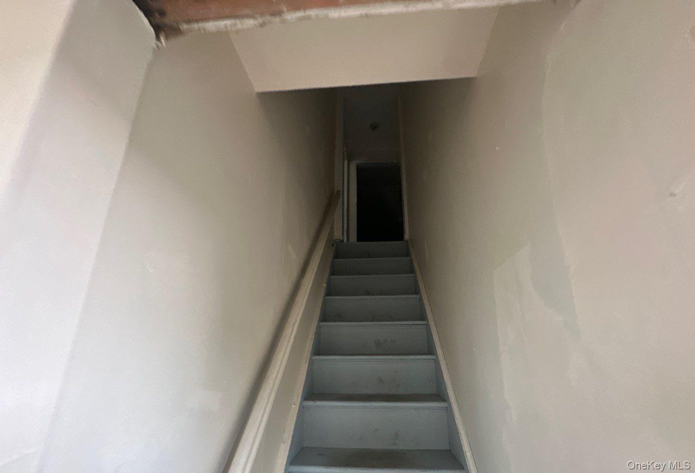 #12 photo, 104 Weeks Road, 롱 아일랜드 North Babylon , NY 11703