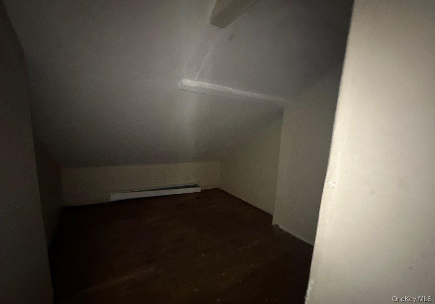 #13 photo, 104 Weeks Road, 롱 아일랜드 North Babylon , NY 11703