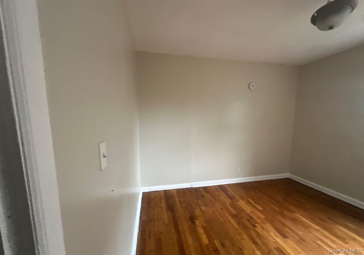 #7 photo, 104 Weeks Road, 롱 아일랜드 North Babylon , NY 11703