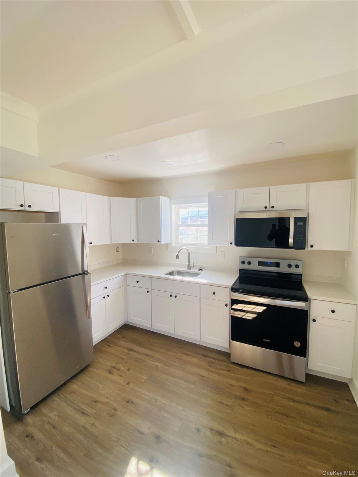 #4 photo, 31 Mountain Avenue, 纽约州 Highland Falls , NY 10928