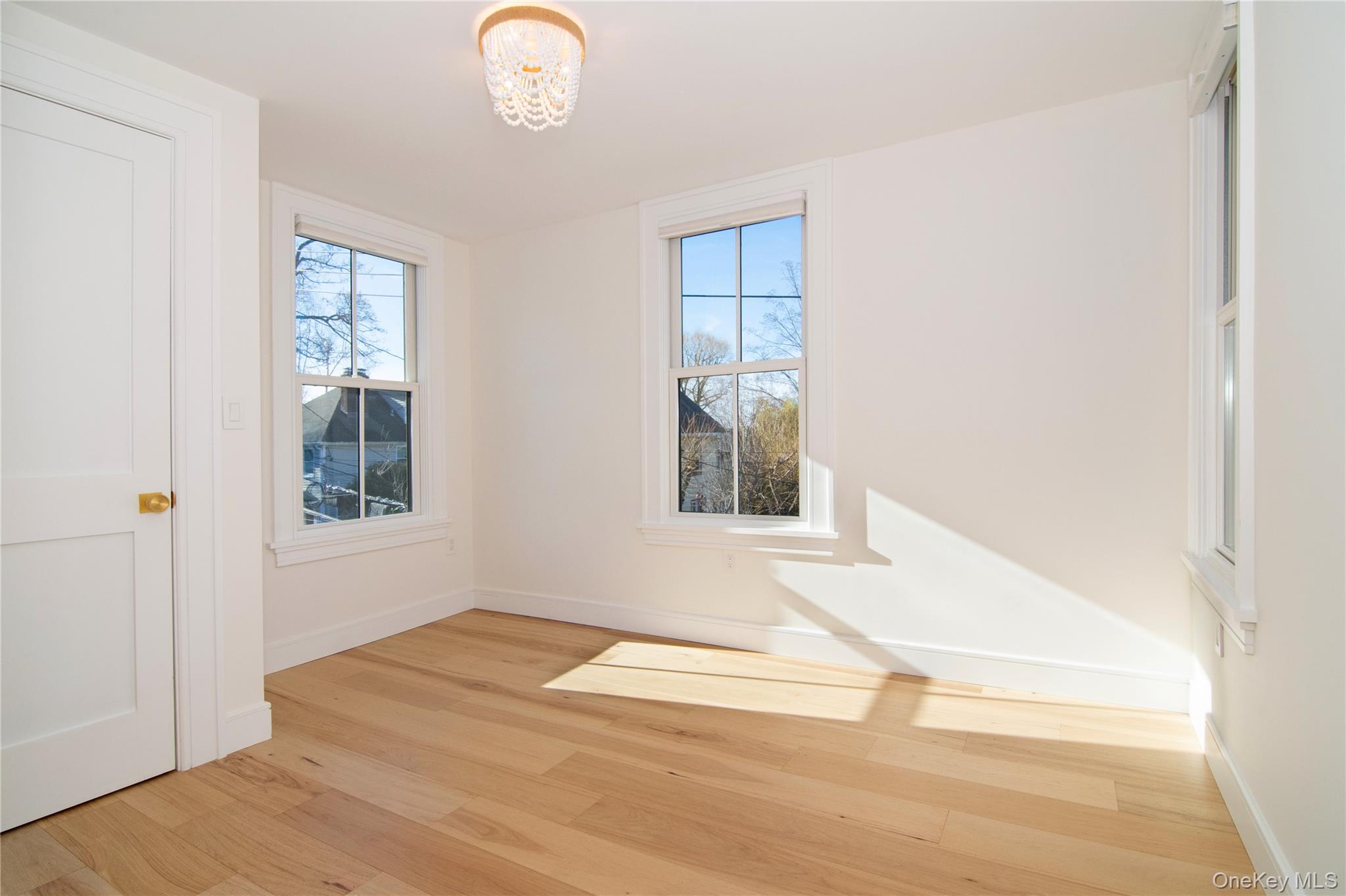 #19 photo, 126 Main Street, Irvington , NY 10533