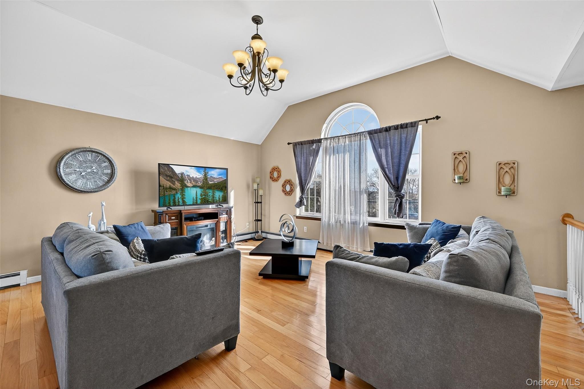 #5 photo, 913 Silver Lake Sctn Road, Middletown , NY 10941