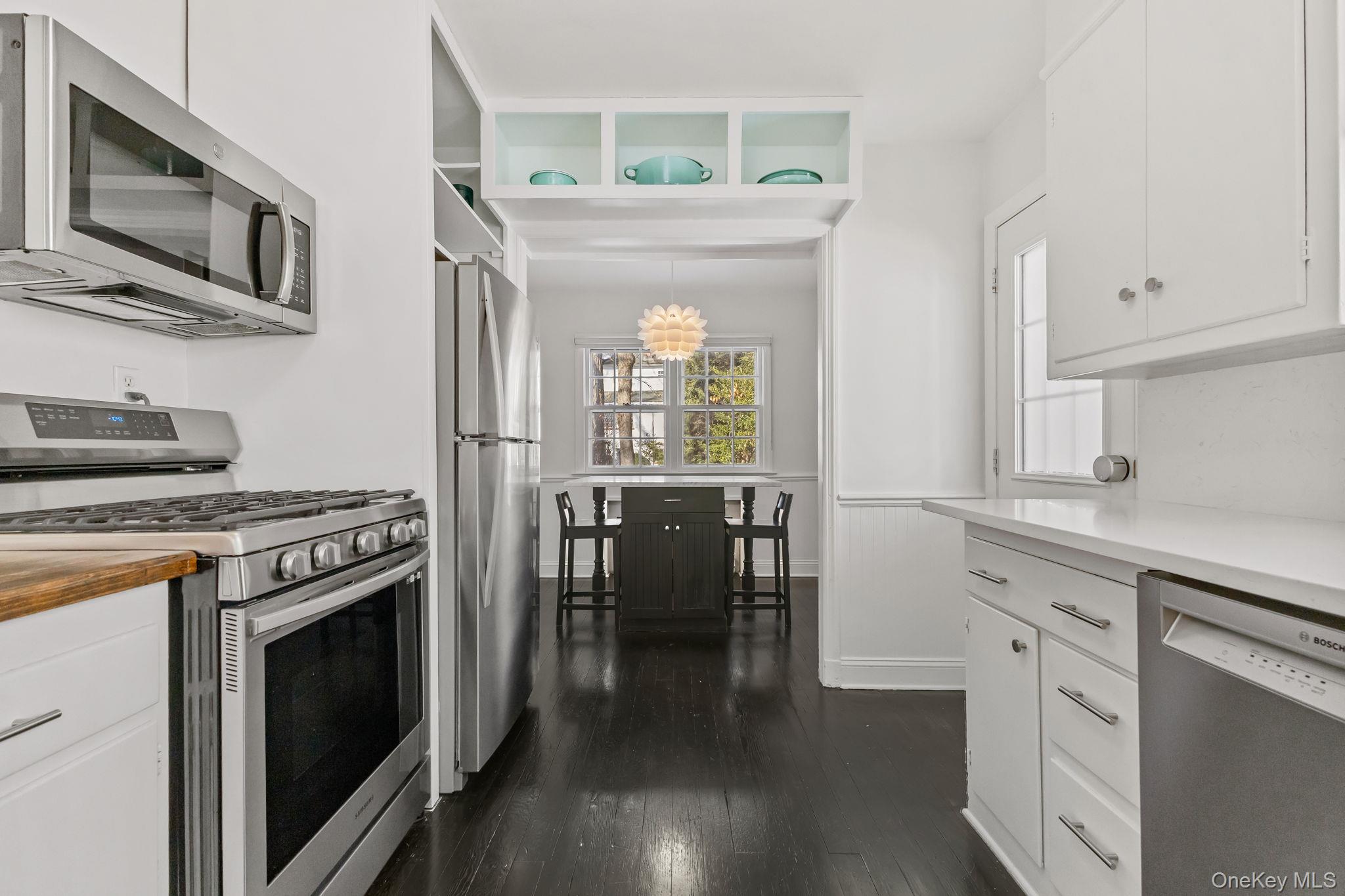 #12 photo, 55 Edgewood Avenue, Larchmont , NY 10538