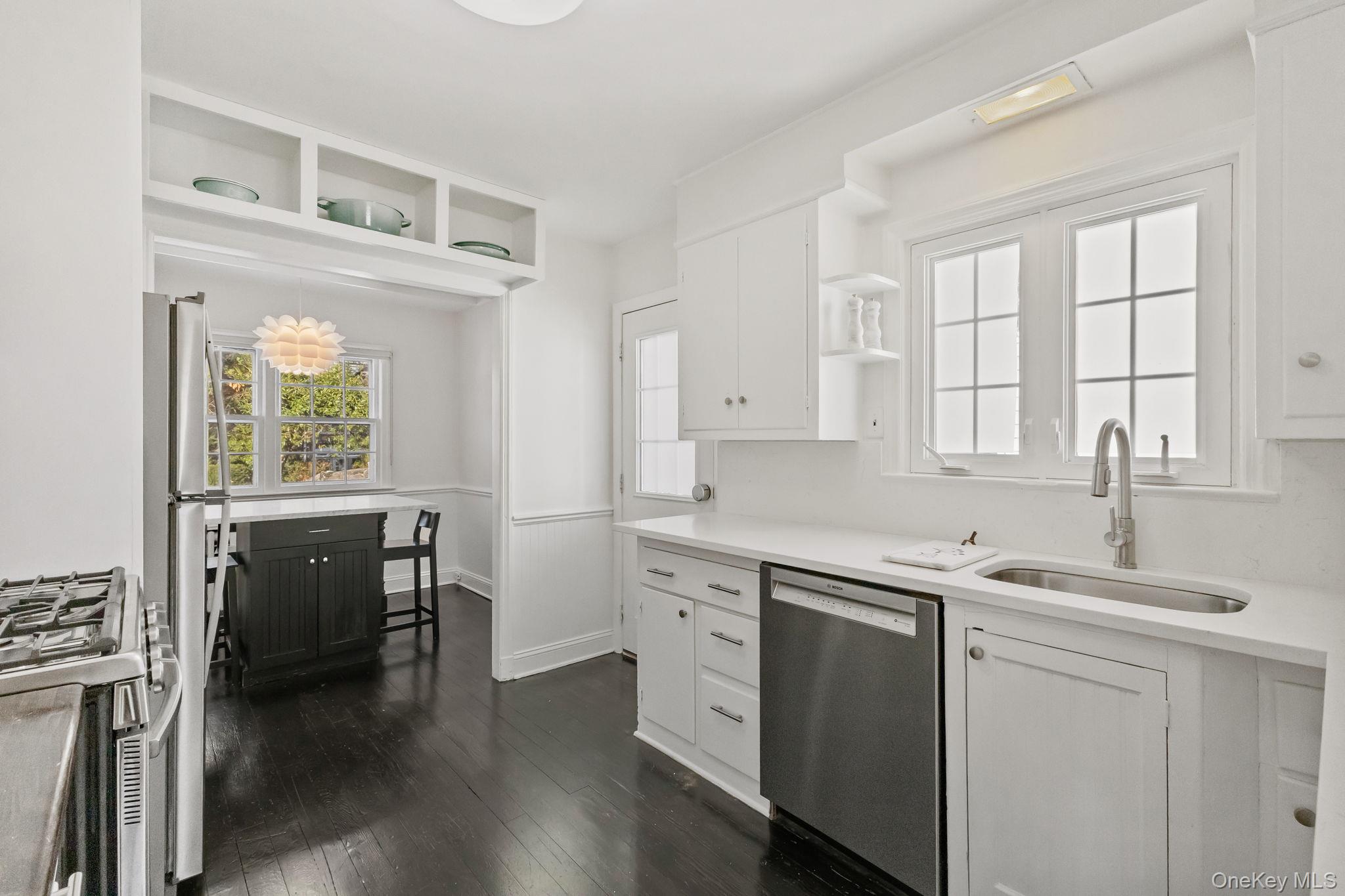 #13 photo, 55 Edgewood Avenue, Larchmont , NY 10538