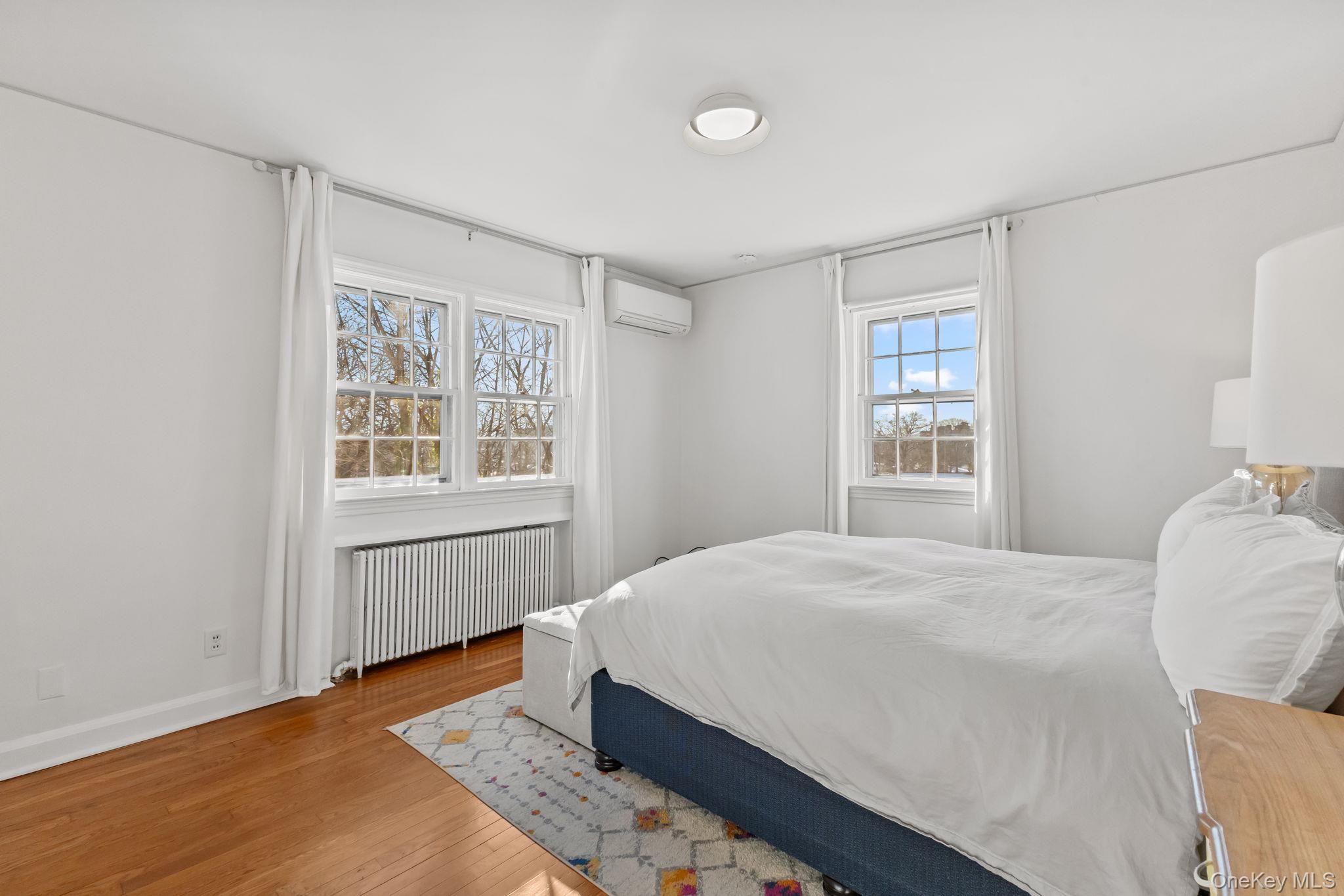 #18 photo, 55 Edgewood Avenue, Larchmont , NY 10538