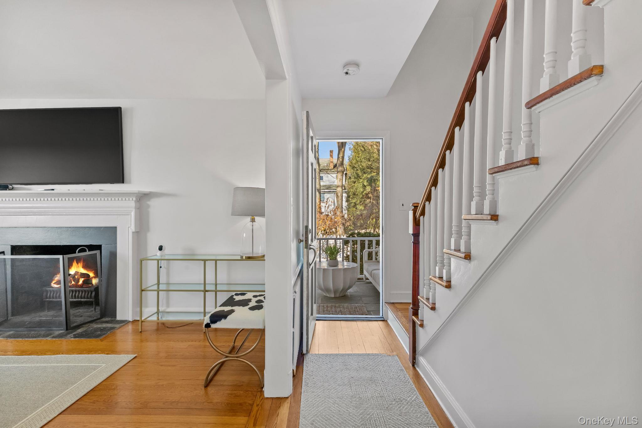 #3 photo, 55 Edgewood Avenue, Larchmont , NY 10538