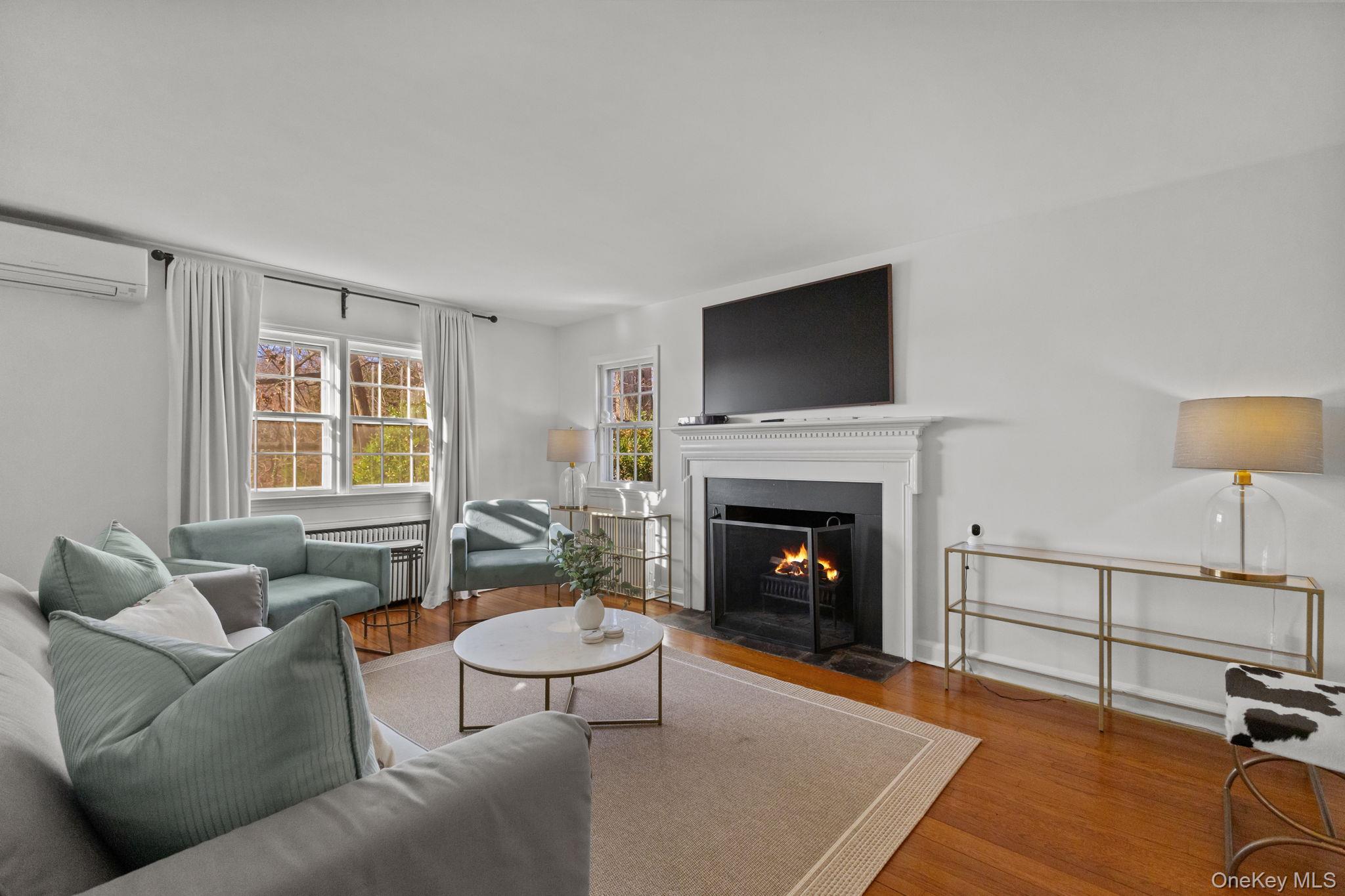 #5 photo, 55 Edgewood Avenue, Larchmont , NY 10538