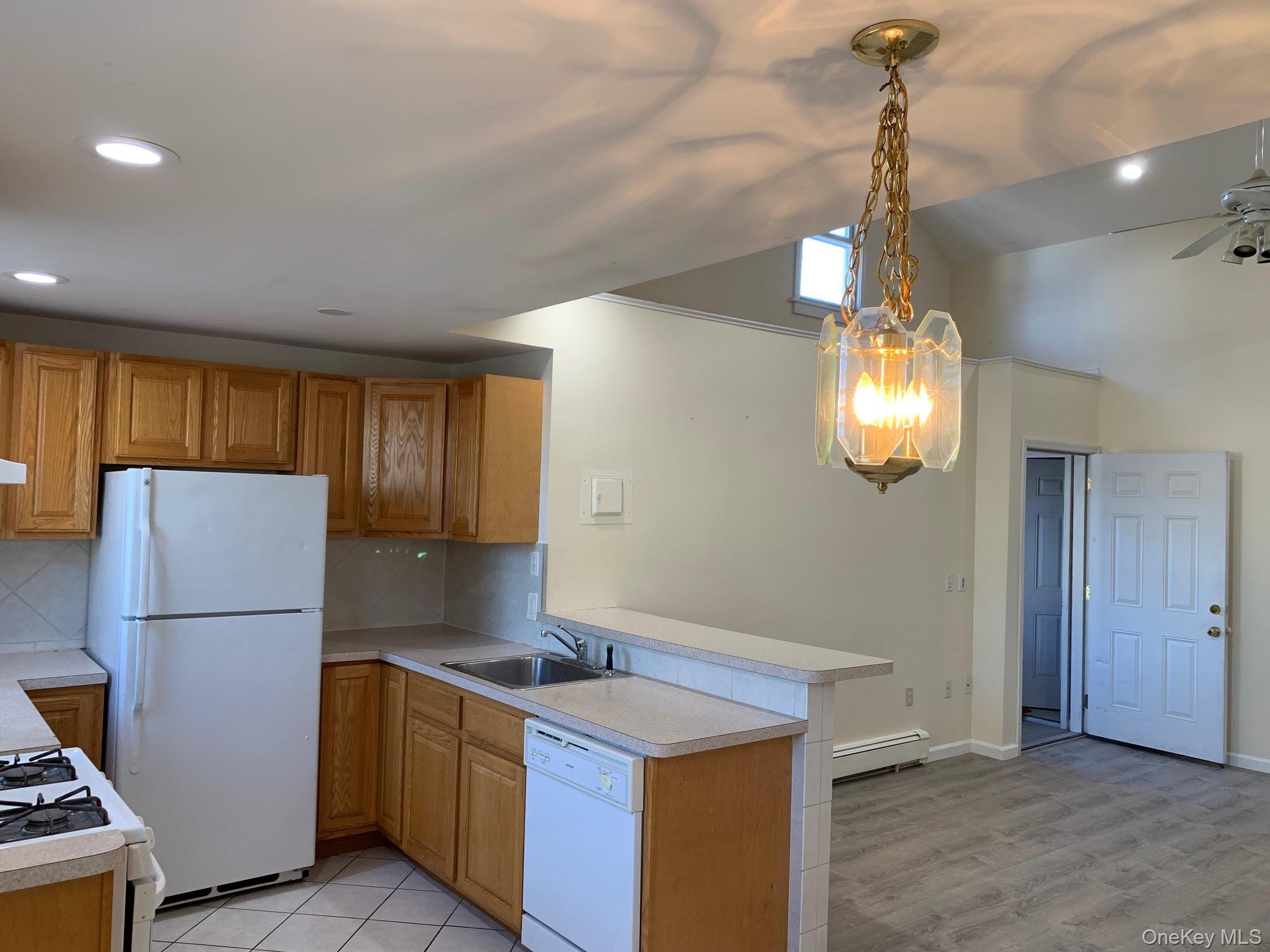 #4 photo, 51 Schneider Avenue, 纽约州 Highland Falls , NY 10928