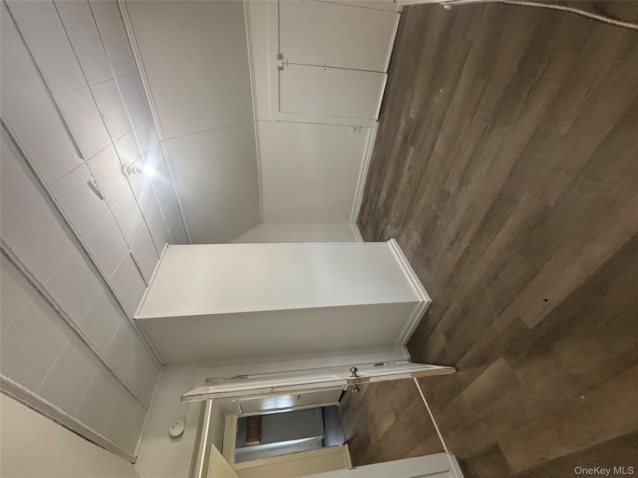 #5 photo, 147 Downs Street, Kingston , NY 12401