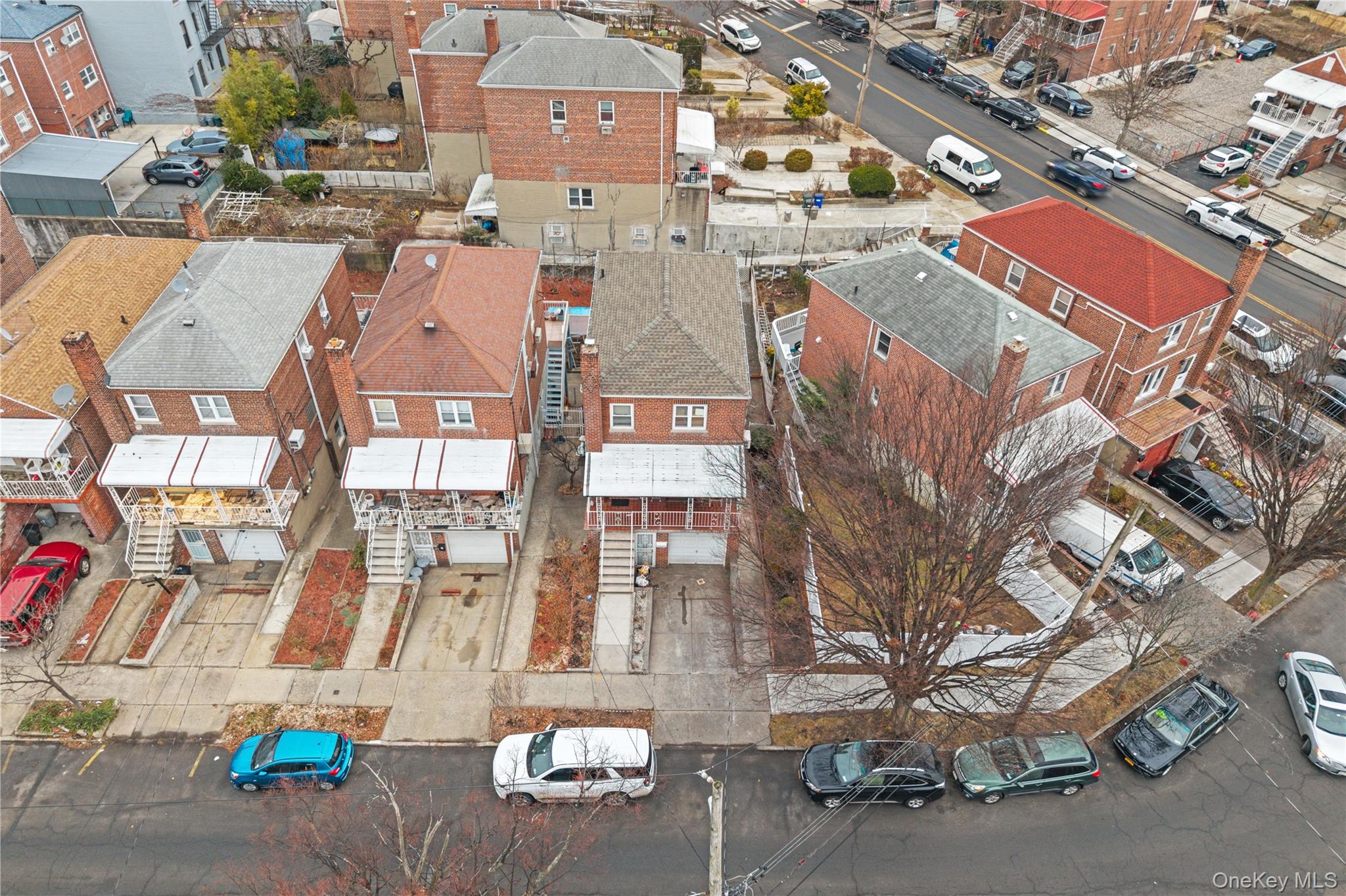 #1 photo, 2004 Bogart Avenue, Bronx , NY 10462