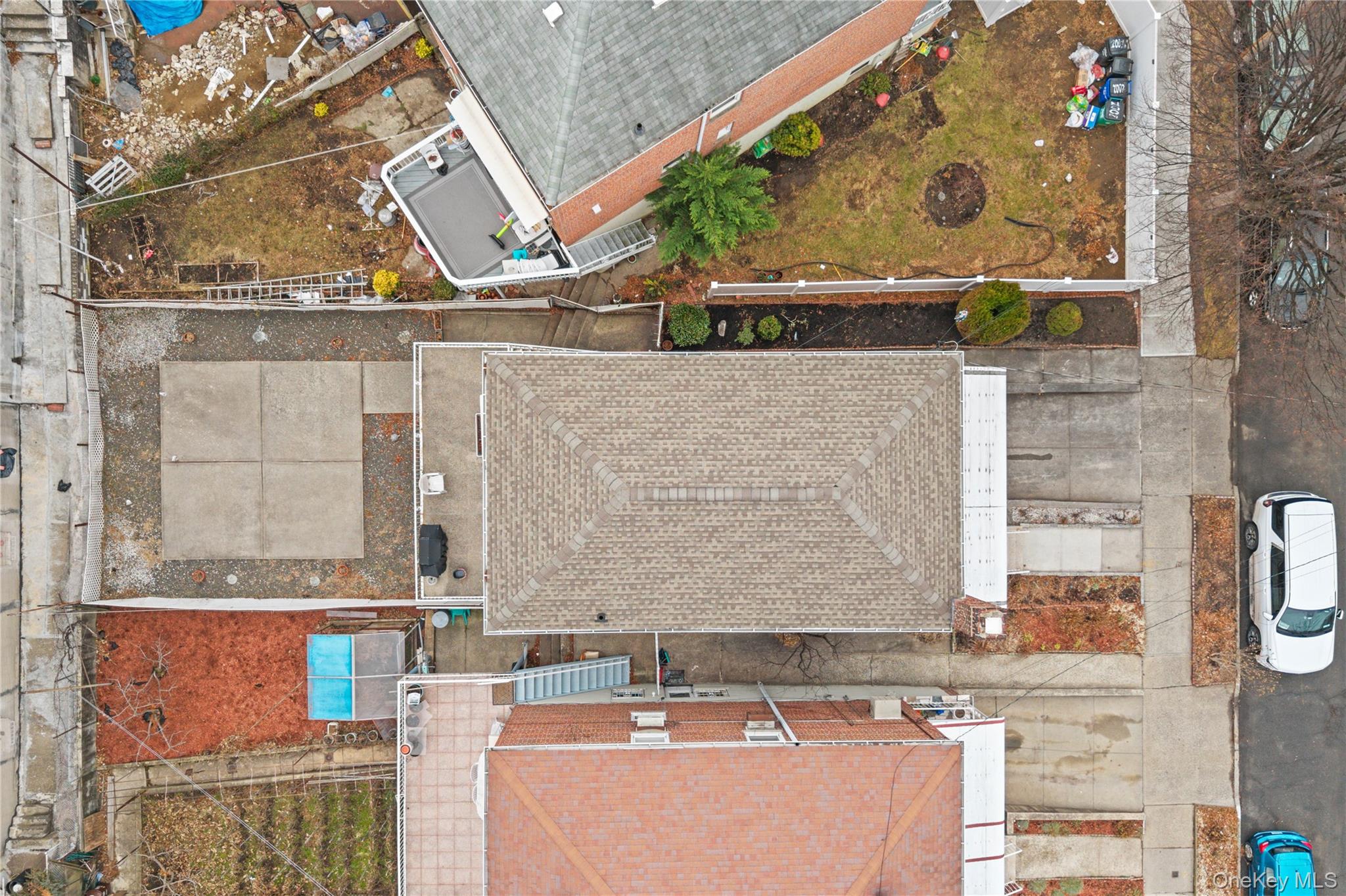 #3 photo, 2004 Bogart Avenue, Bronx , NY 10462