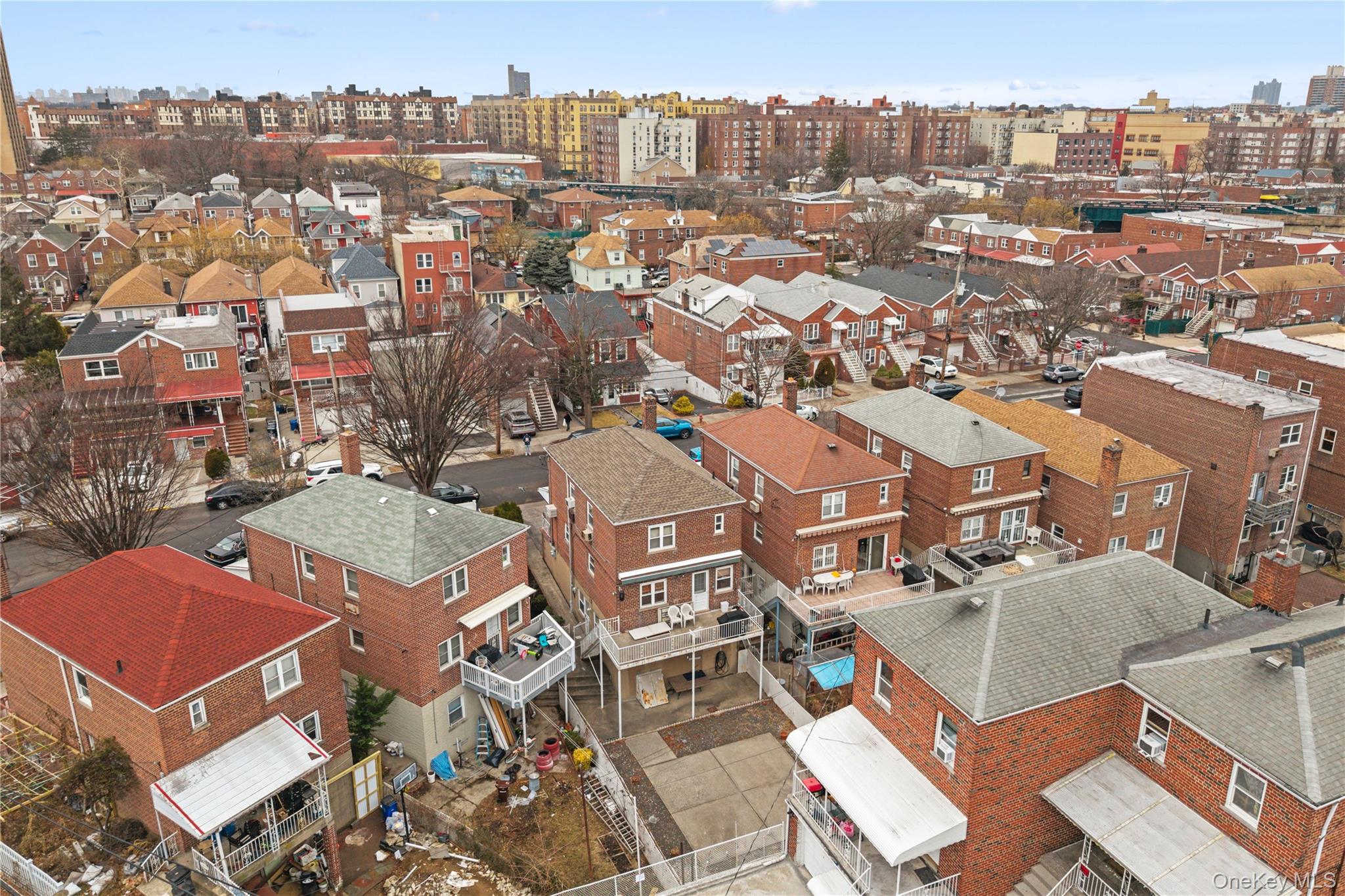 #5 photo, 2004 Bogart Avenue, Bronx , NY 10462