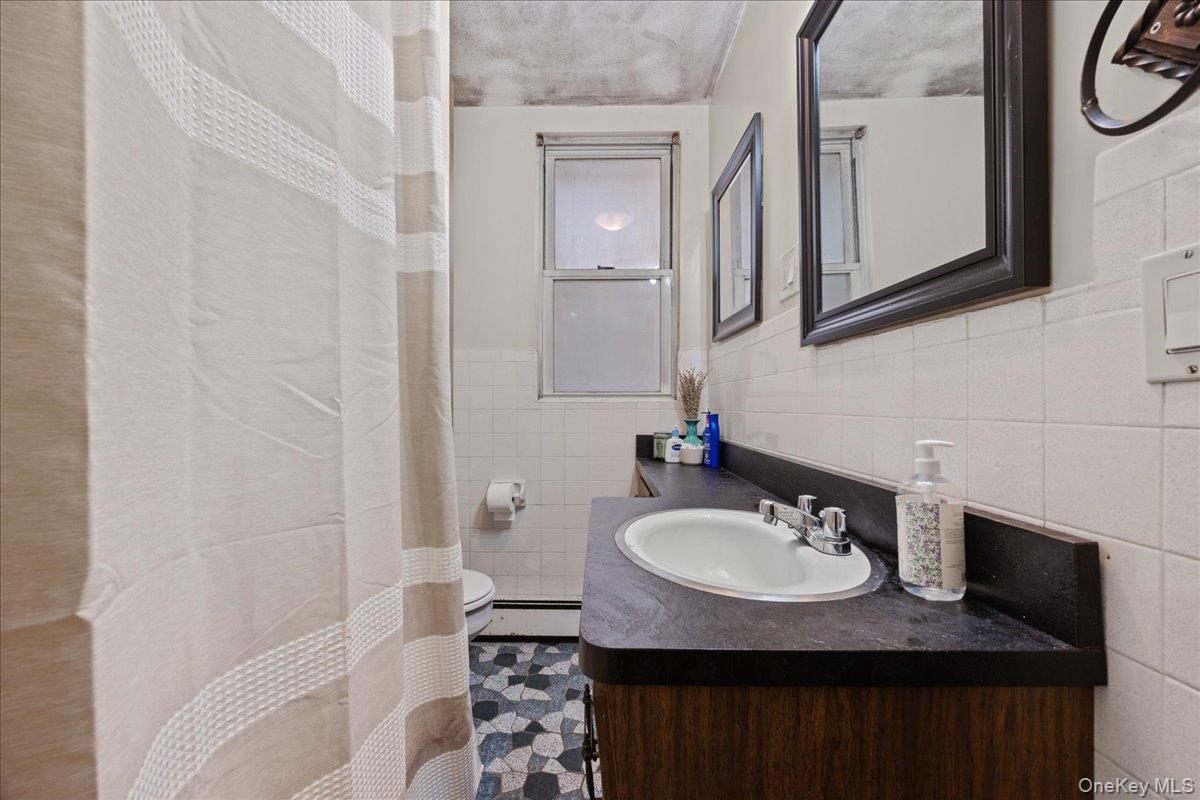 #13 photo, 21-51 48th Street, Куинс ‖ Astoria , NY 11105