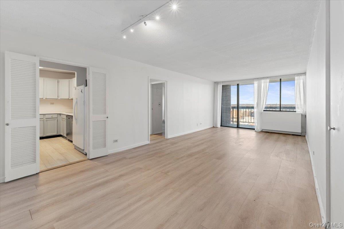 #4 photo, 2 Bay Club Drive, Bayside , NY 11360