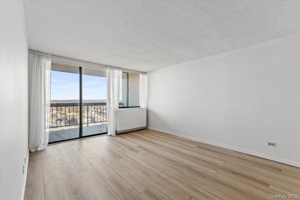 #6 photo, 2 Bay Club Drive, Bayside , NY 11360