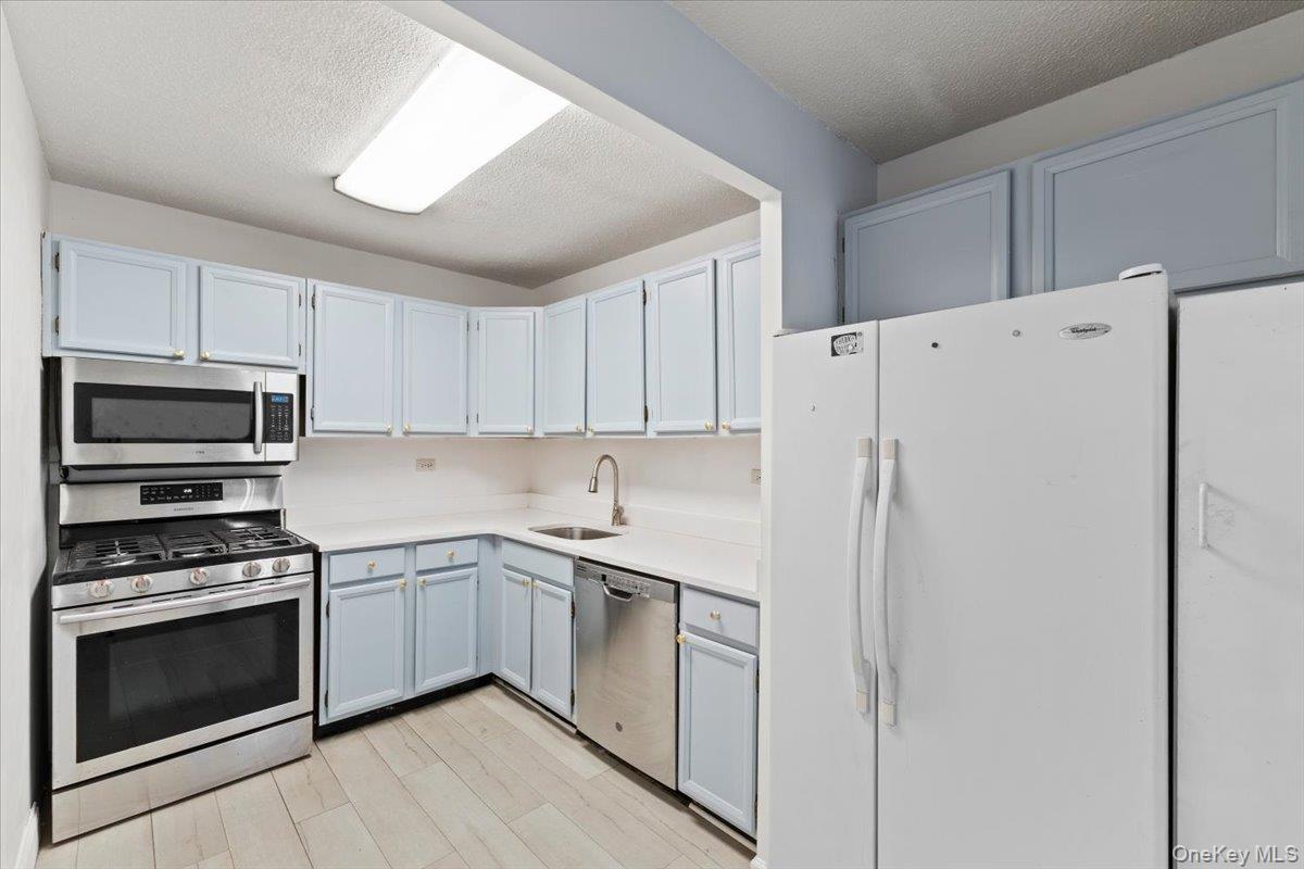 #7 photo, 2 Bay Club Drive, Bayside , NY 11360