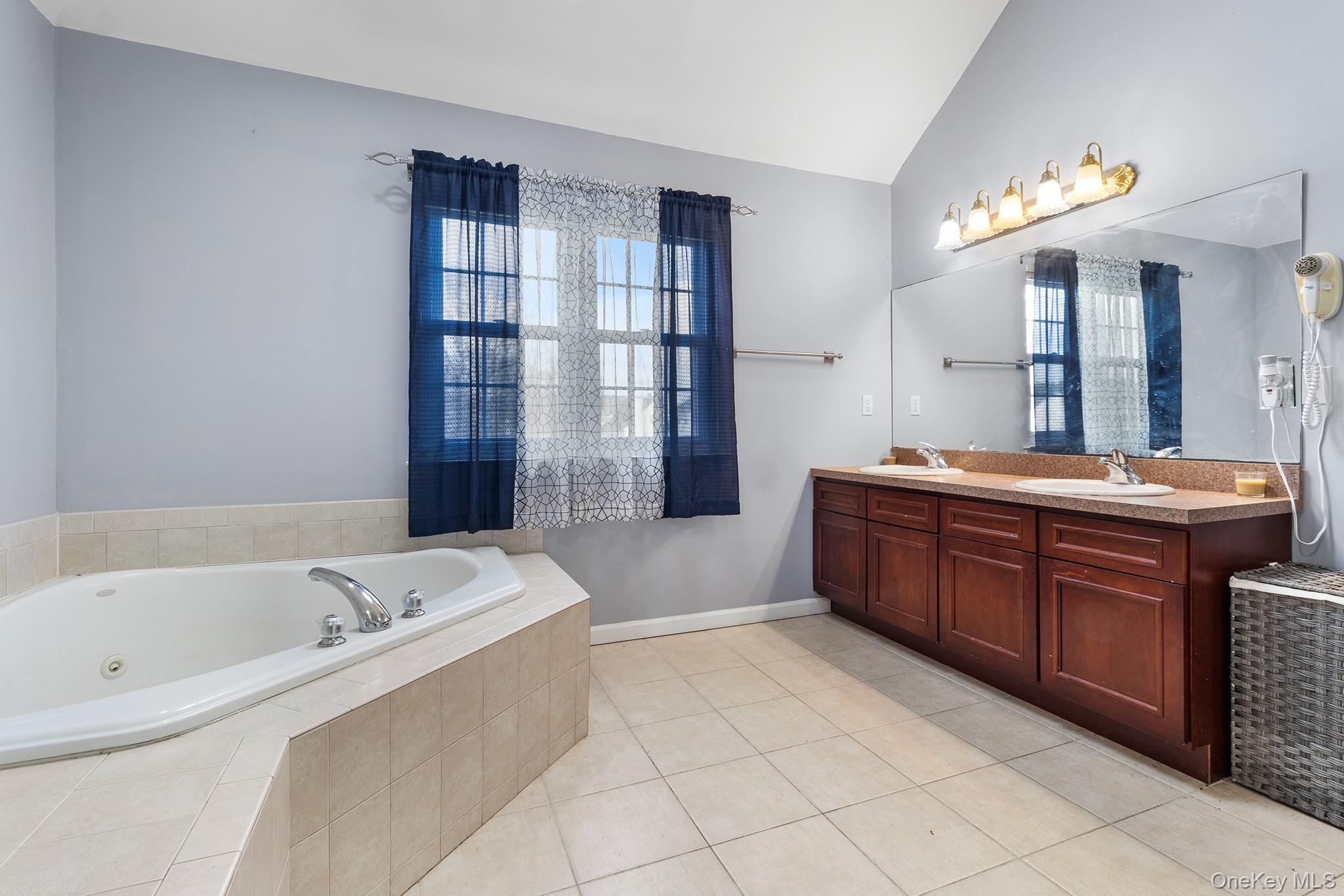 #19 photo, 51 Jordan Drive, Medford , NY 11763