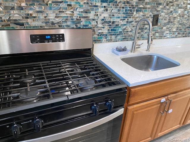 #10 photo, 255-25 74th Avenue, Glen Oaks , NY 11004