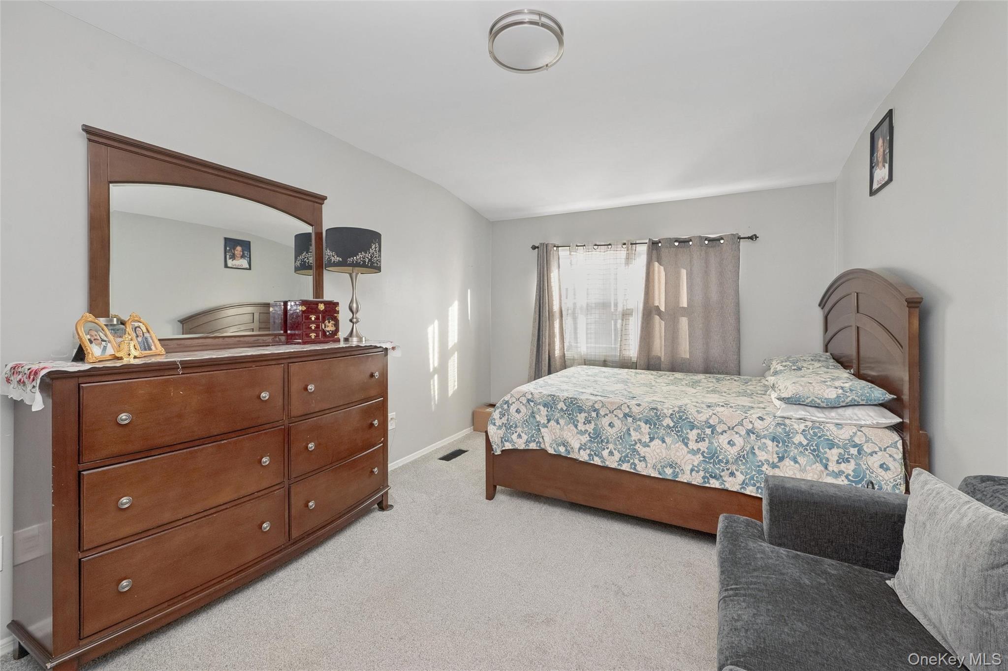 #17 photo, 31 21st Avenue, Bay Shore , NY 11706