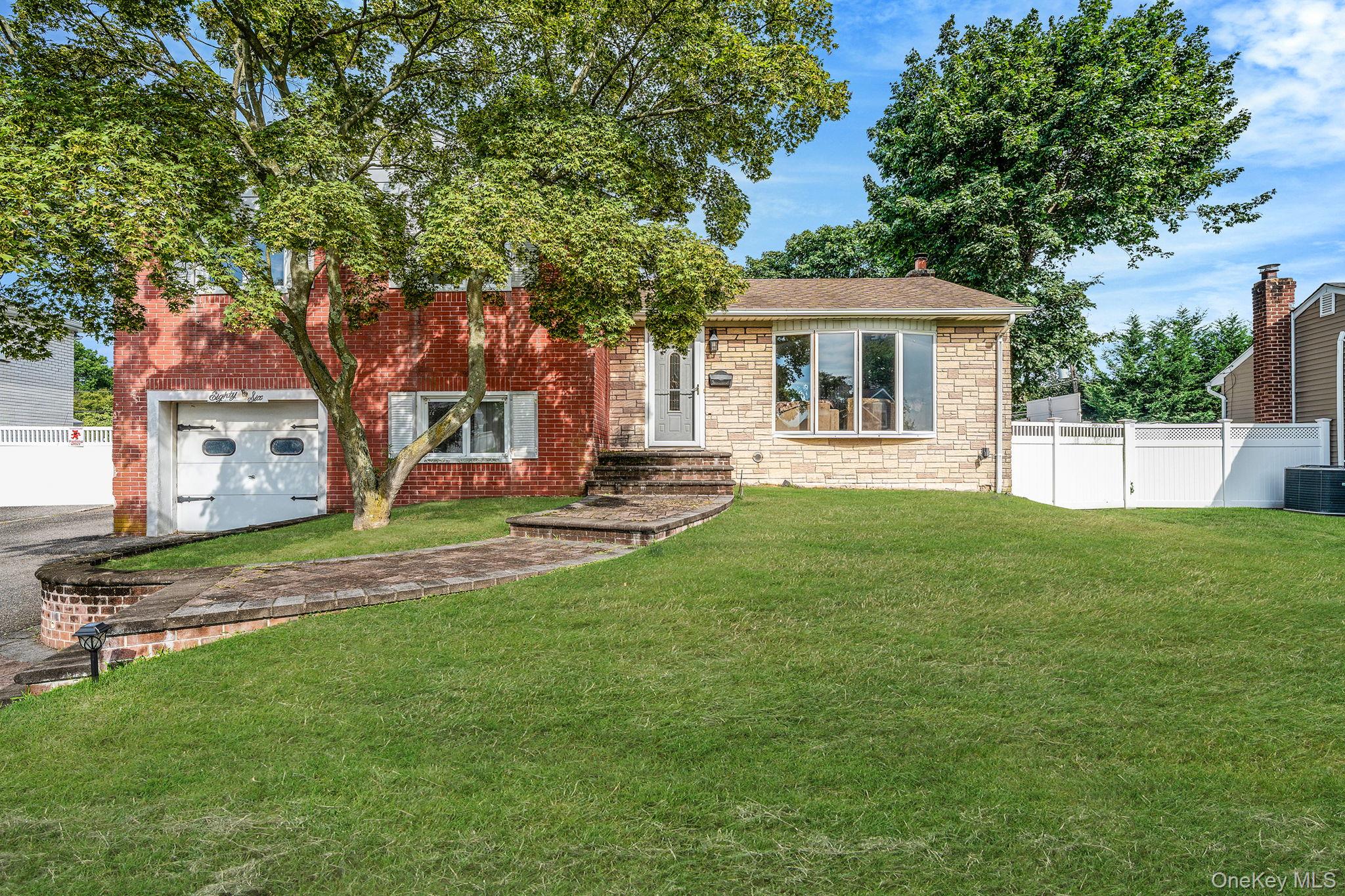 #1 photo, 86 Silber Avenue, Bethpage , NY 11714