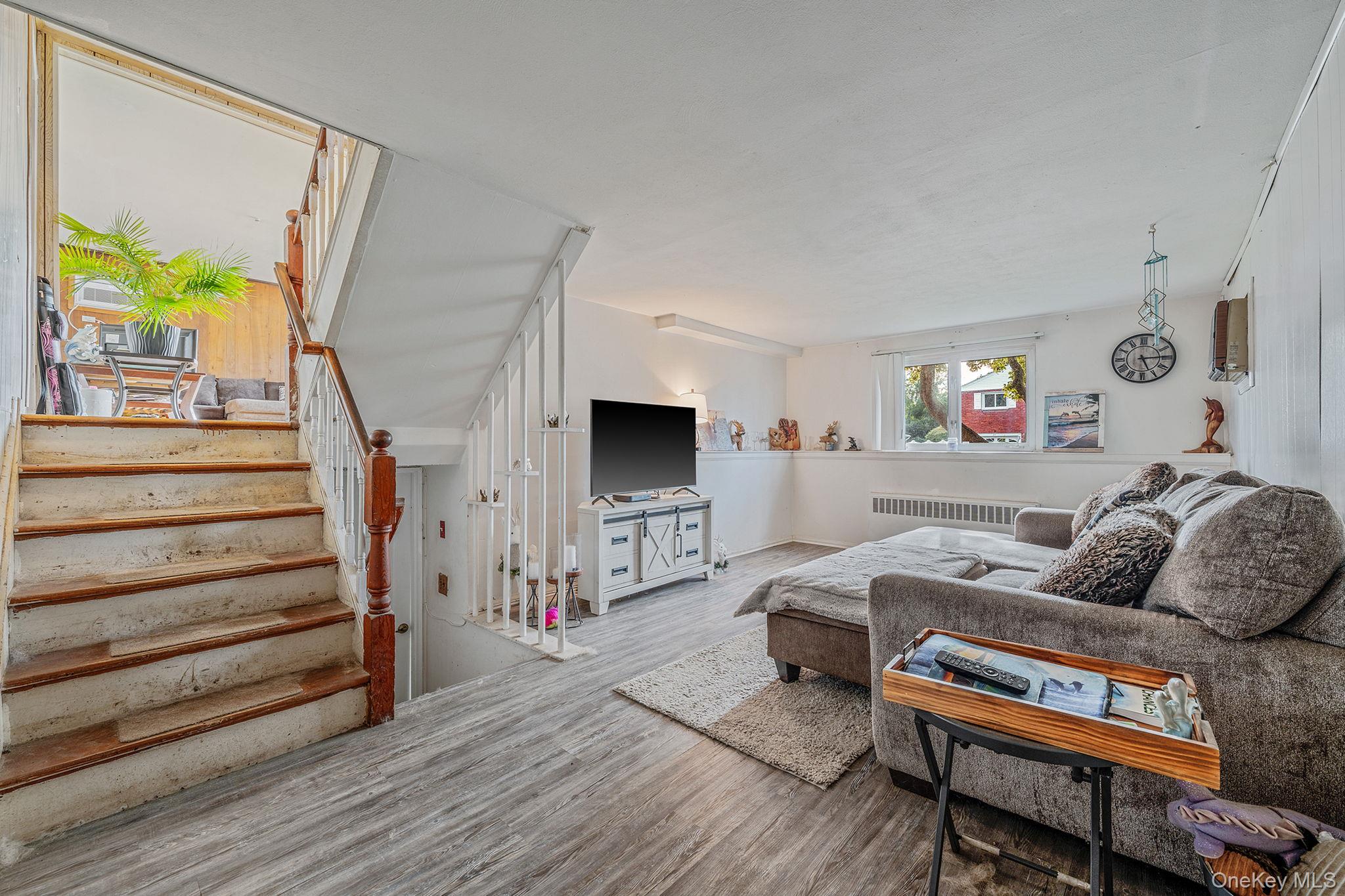 #16 photo, 86 Silber Avenue, Bethpage , NY 11714