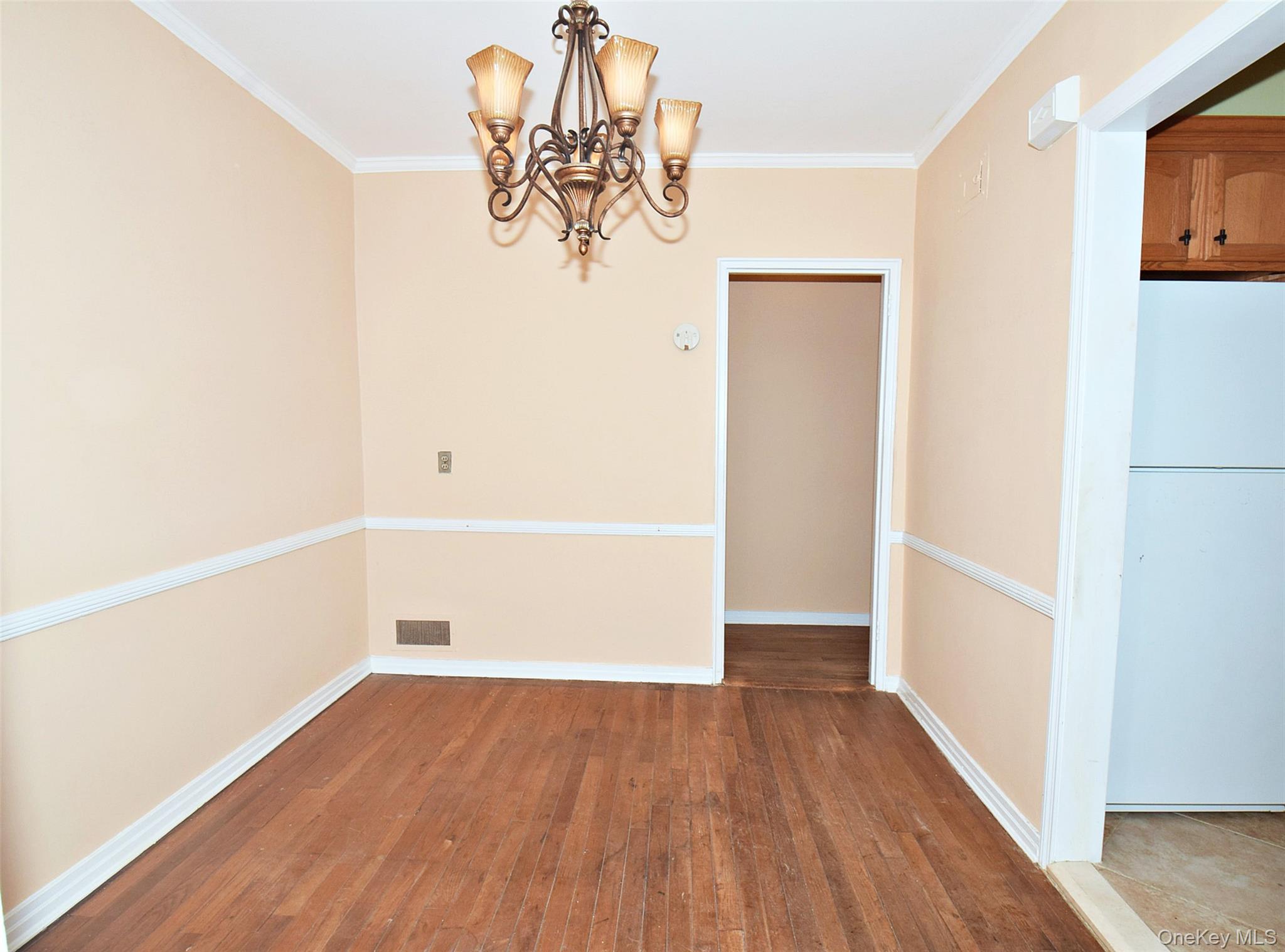 #6 photo, 7516 197th Street, קווינס Fresh Meadows , NY 11366