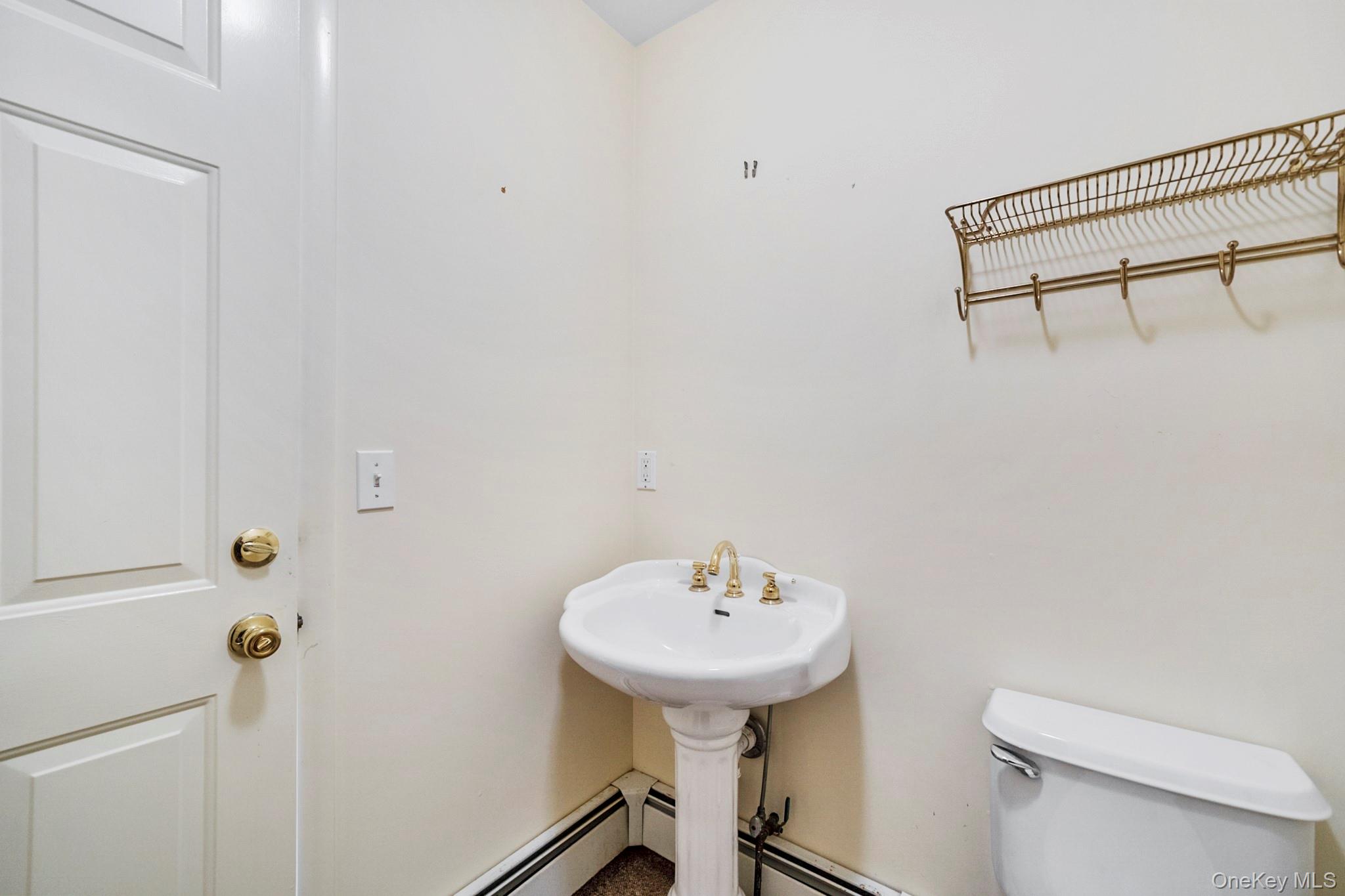 #13 photo, 149 Munsell Road, East Patchogue , NY 11772