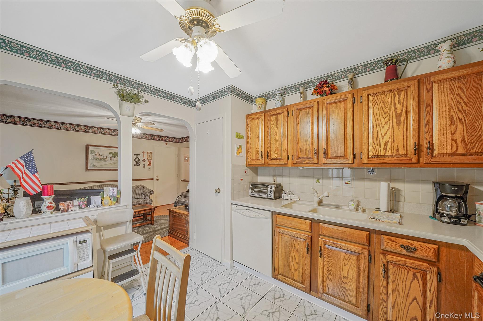 #14 photo, 12 Quail Run Drive, Deer Park , NY 11729