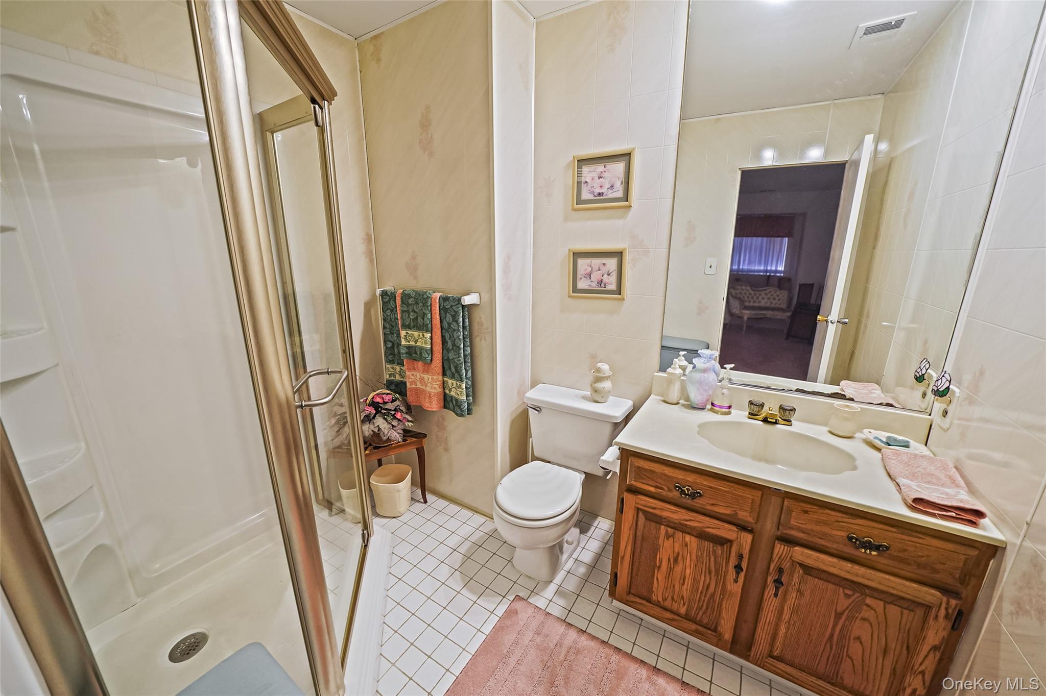 #19 photo, 12 Quail Run Drive, Deer Park , NY 11729