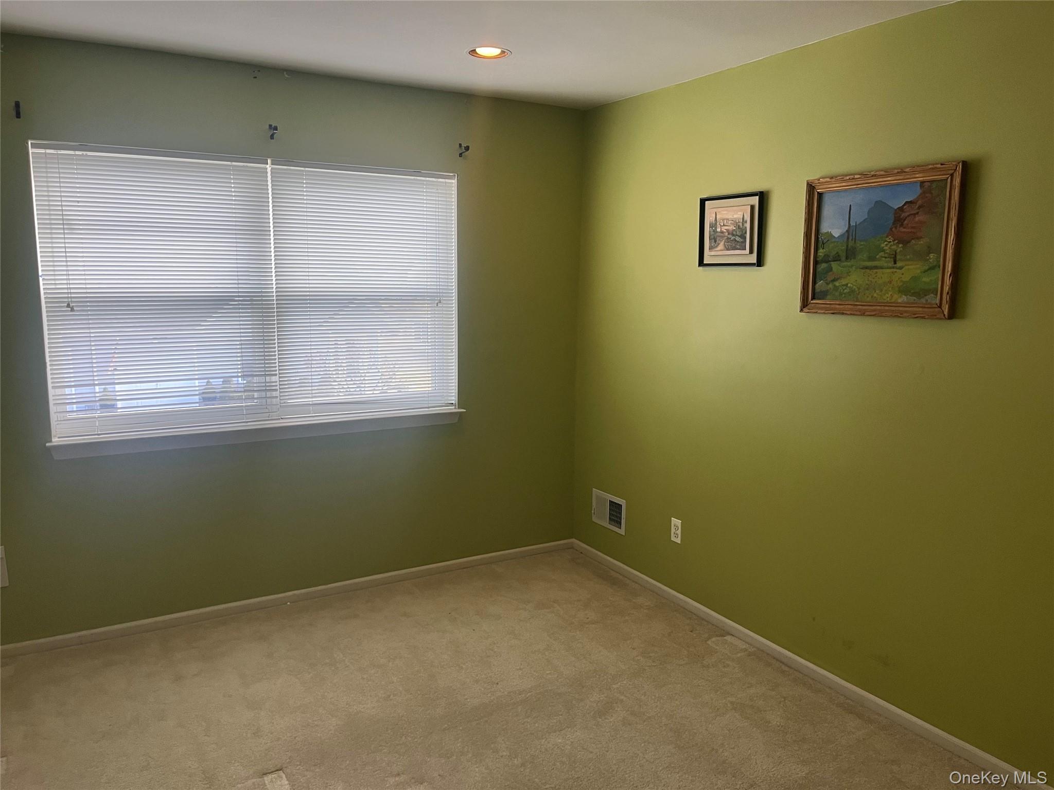 #10 photo, 82 Lakeview Drive, सफ़ोक काउंटी Manorville , NY 11949