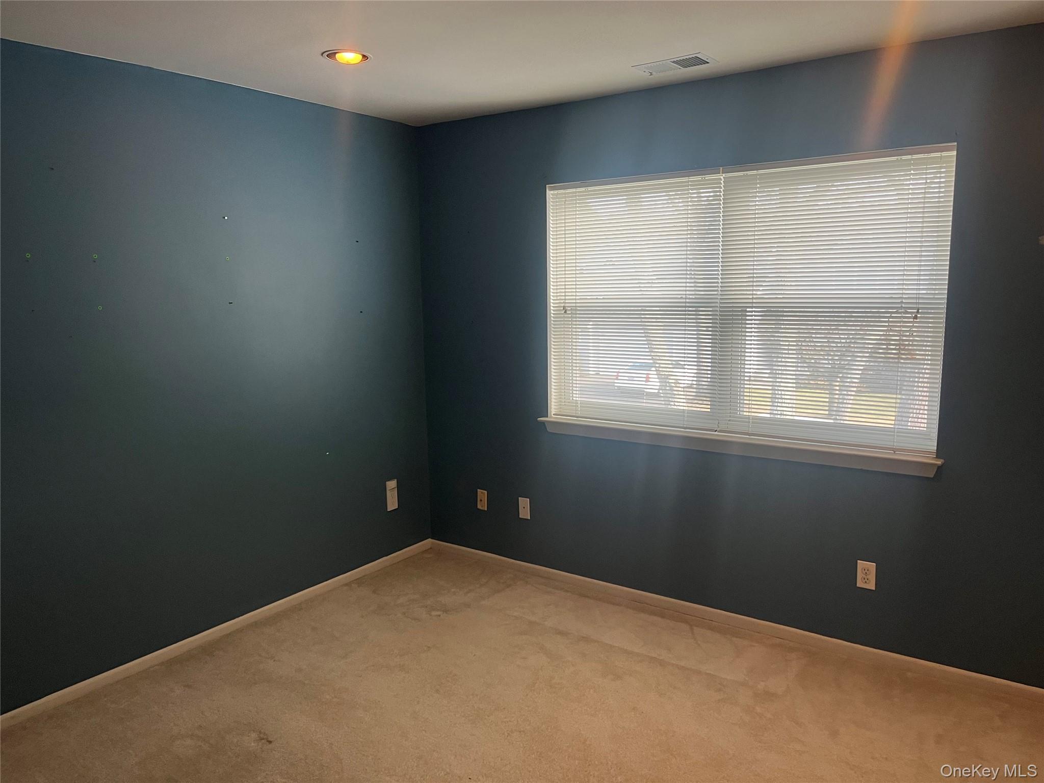 #7 photo, 82 Lakeview Drive, सफ़ोक काउंटी Manorville , NY 11949