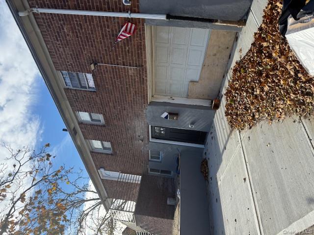 #2 photo, 16919 69th Avenue, קווינס Fresh Meadows , NY 11365